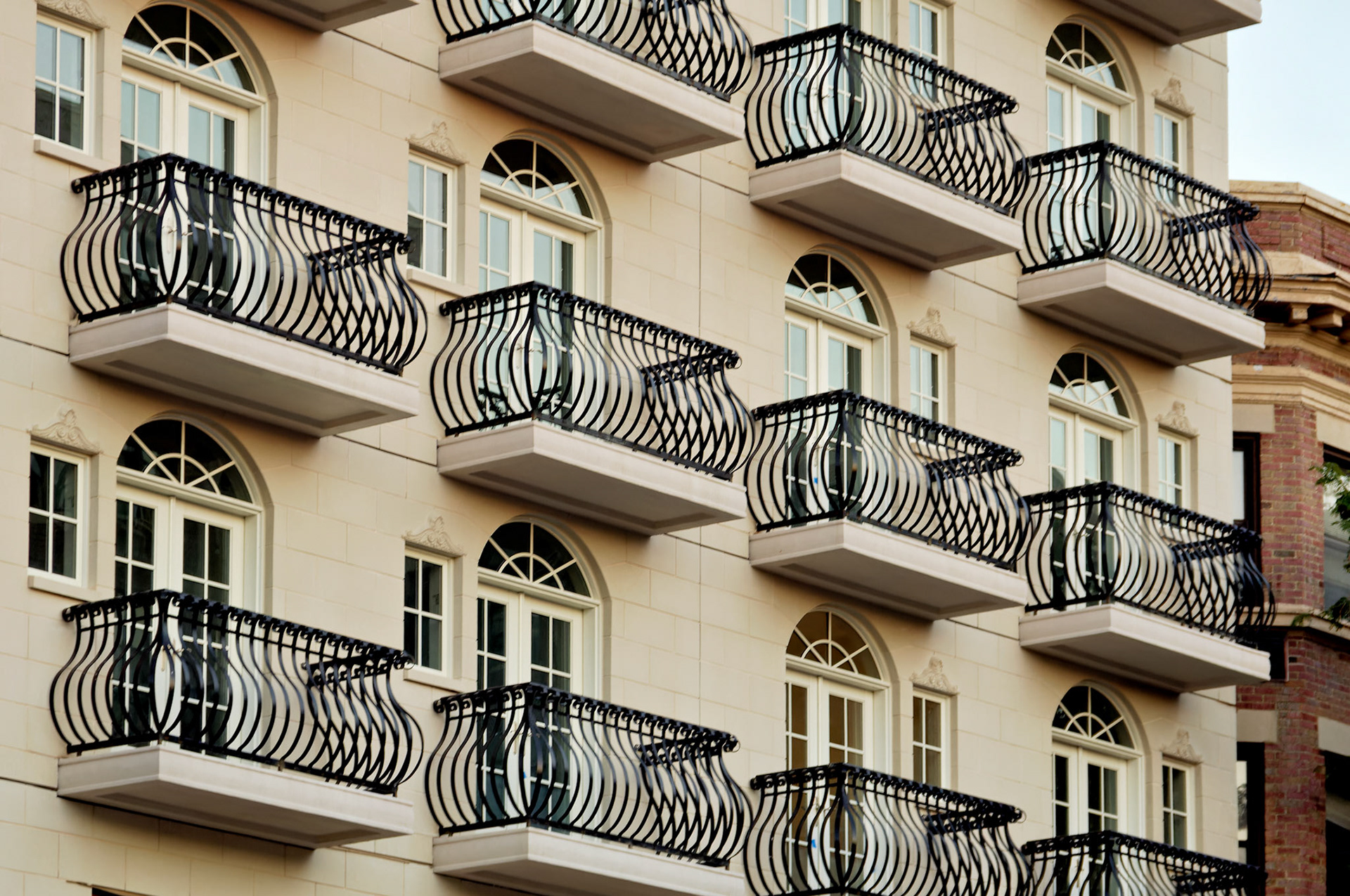 DC_20050912_0042_PS.dng