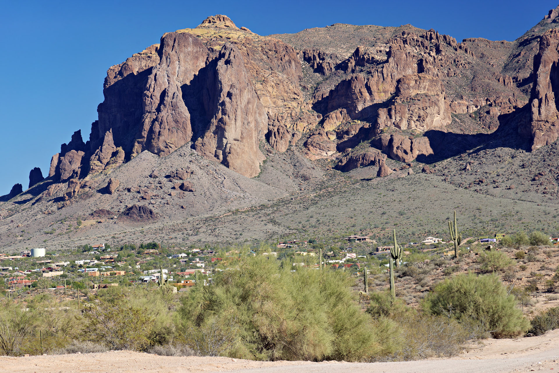 AZ_20121209_0304_PS.dng