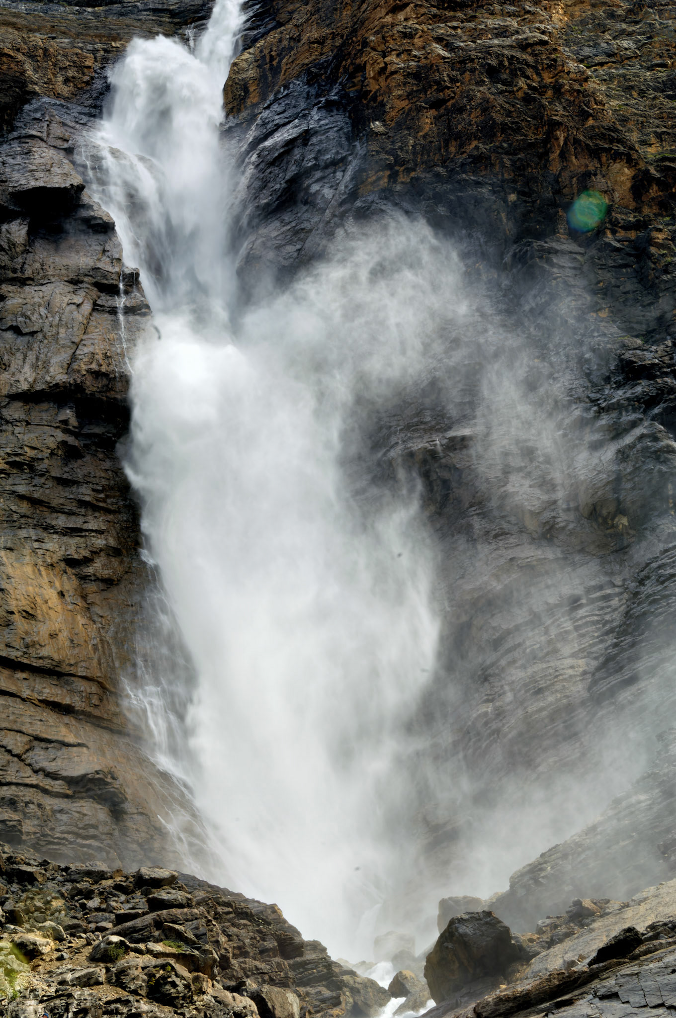 CN_20060803_0594_PS.dng