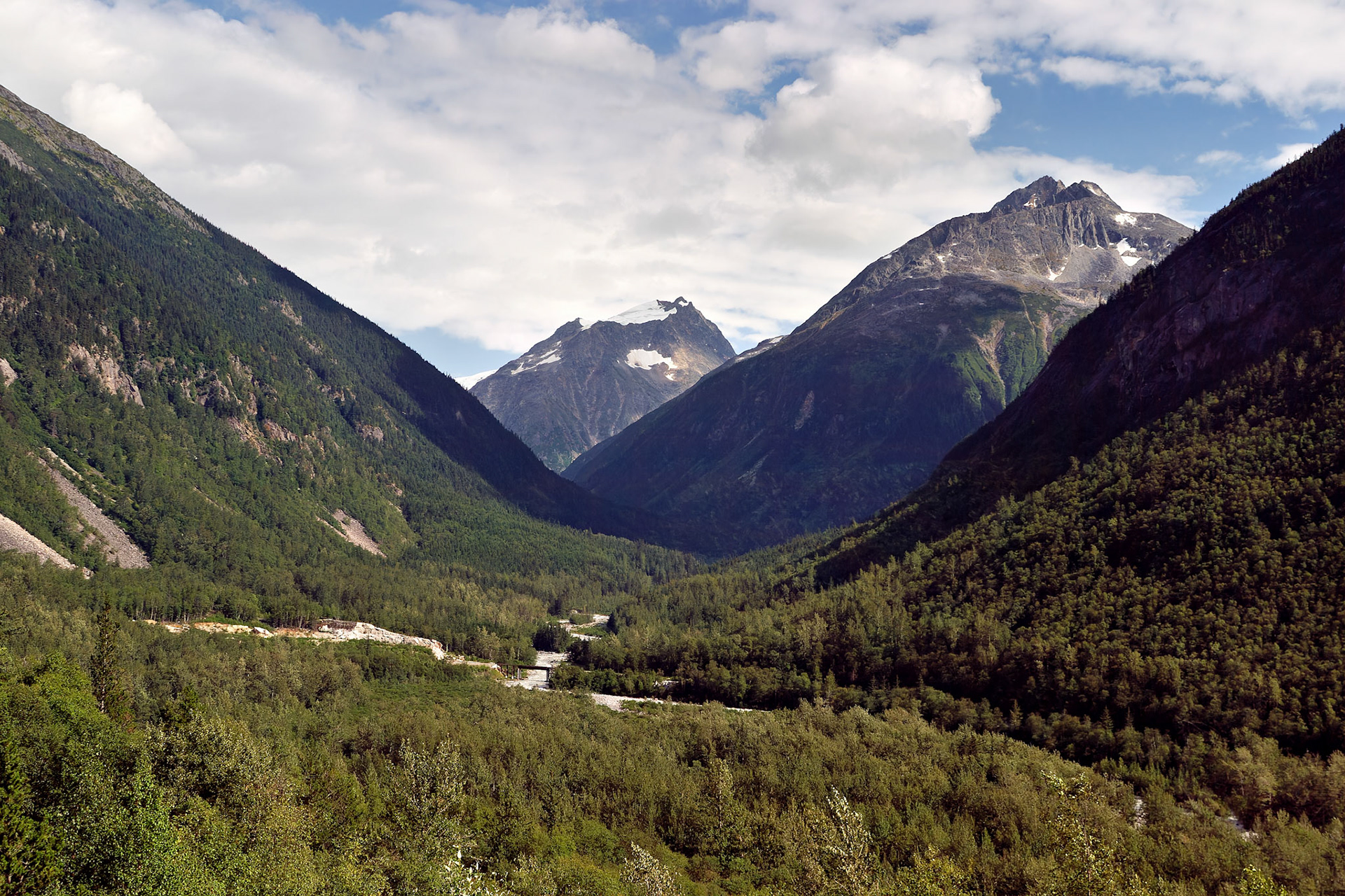 AK_20030801_0340_PS.dng