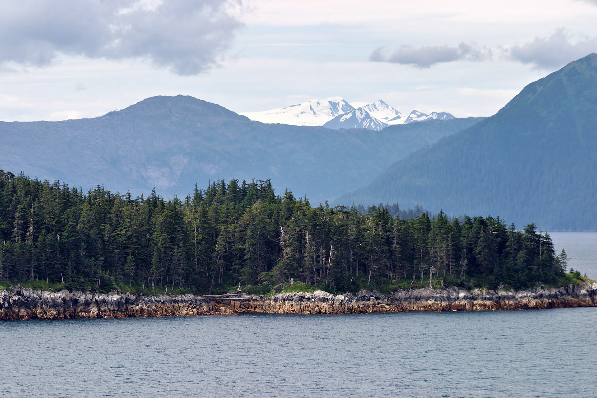 AK_20030803_0441_PS.dng