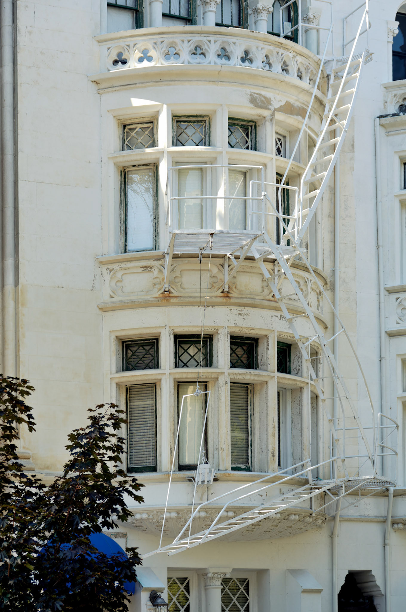 DC_20050912_0026_PS.dng