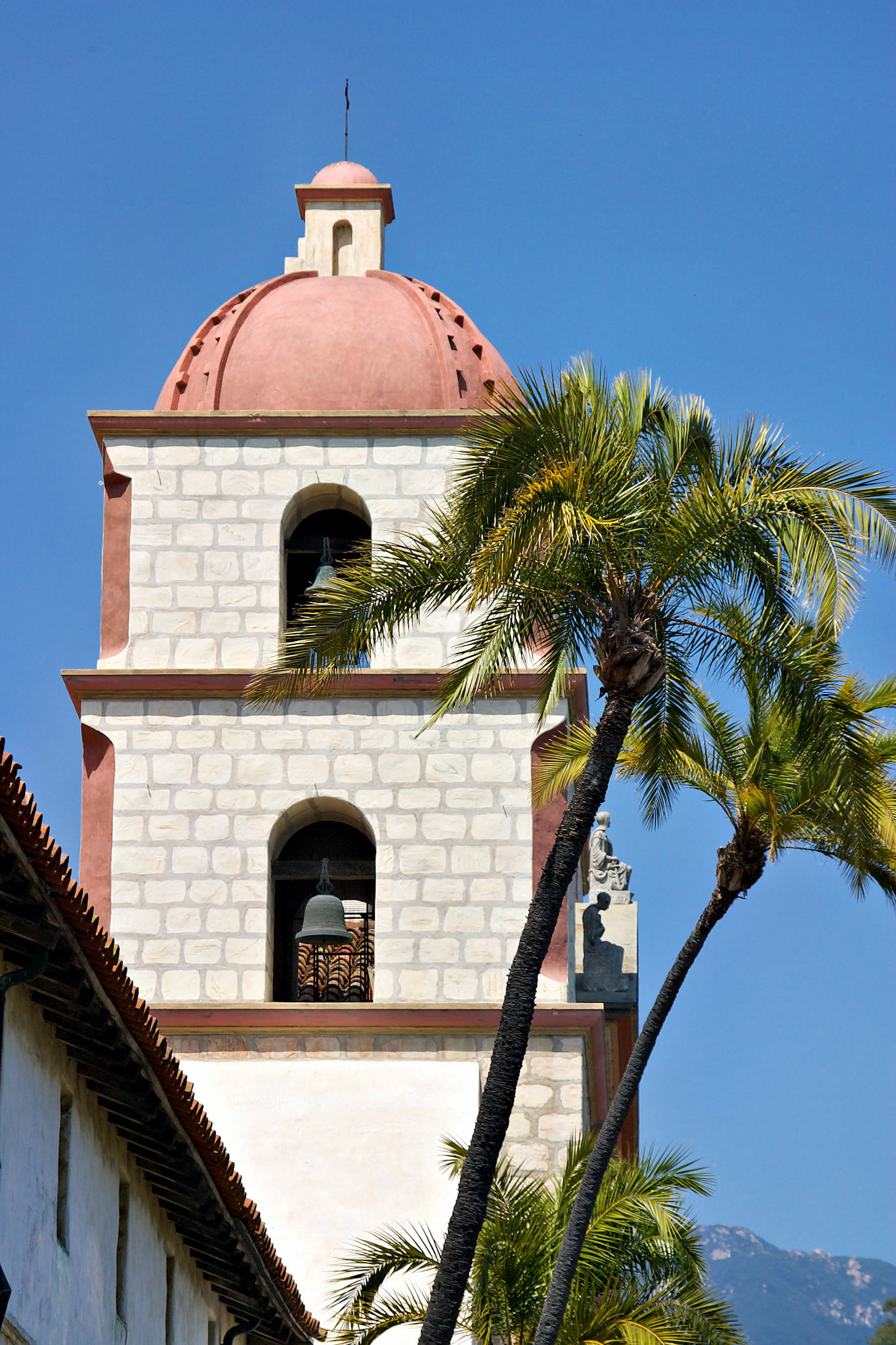 CA_Missions_20030515_0024_PS.dng