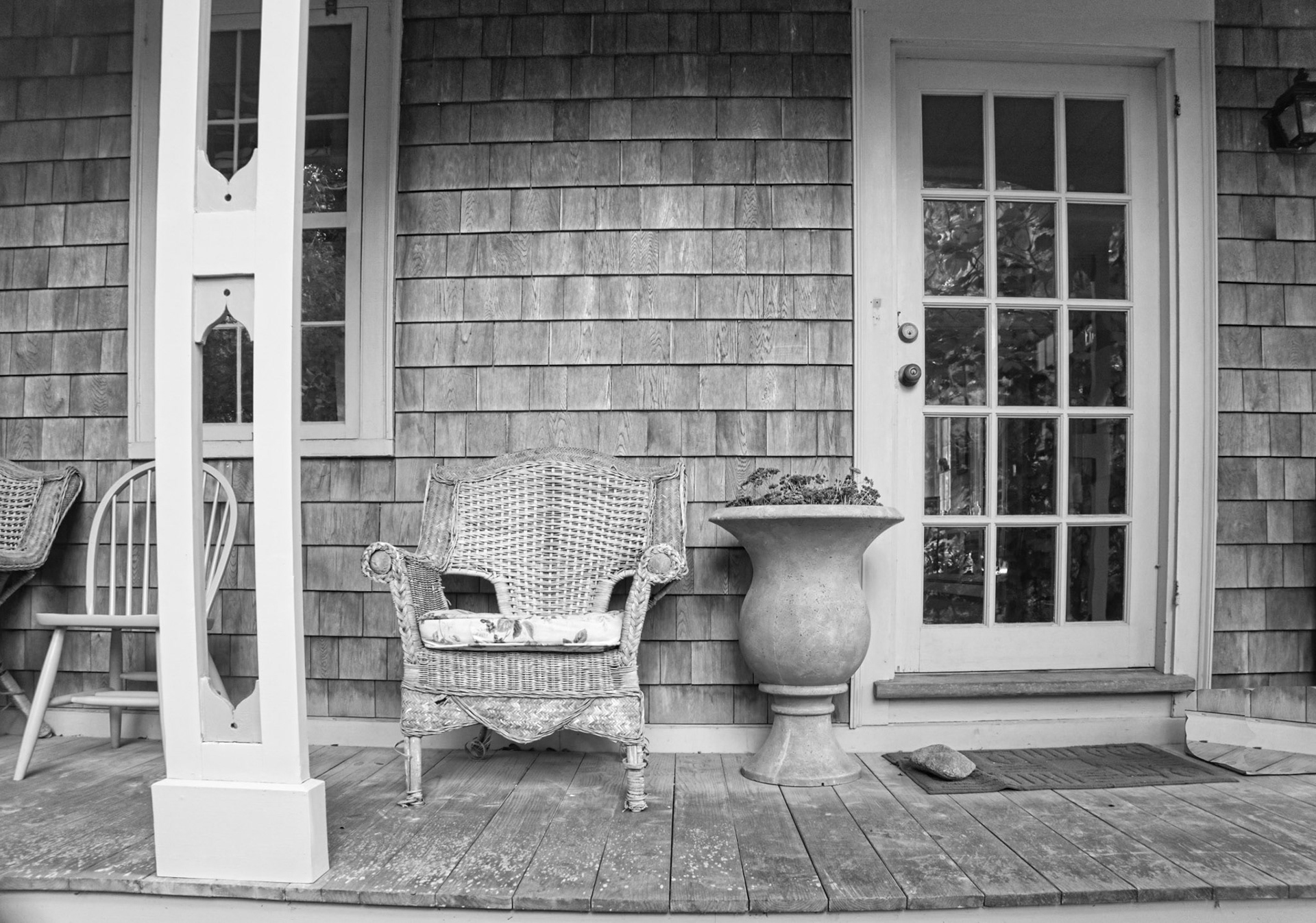 Black &amp; White 00303