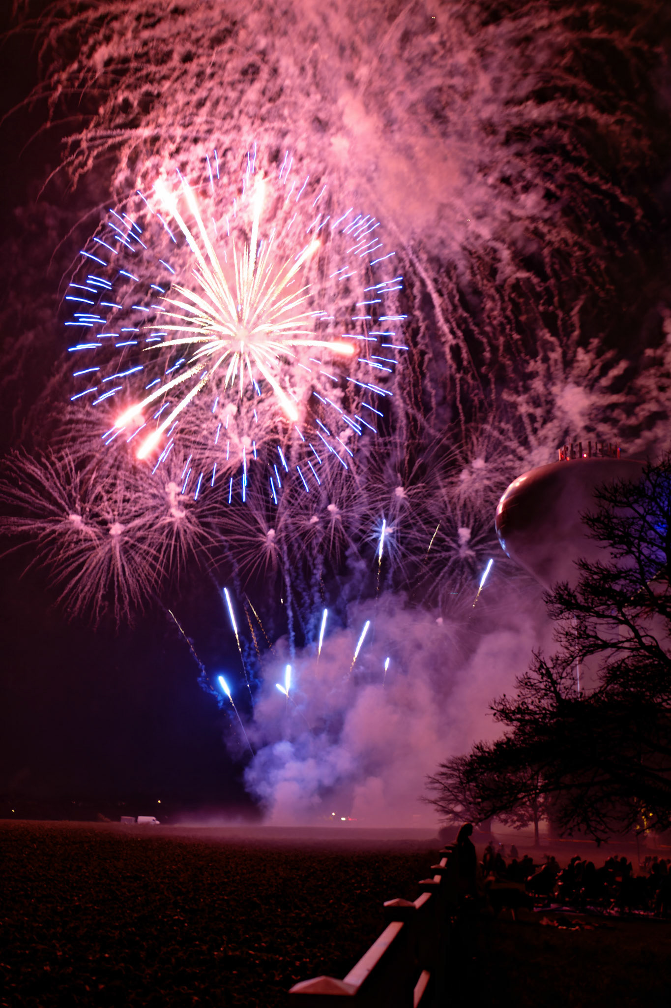 Fireworks_20160704_0050_PS.dng