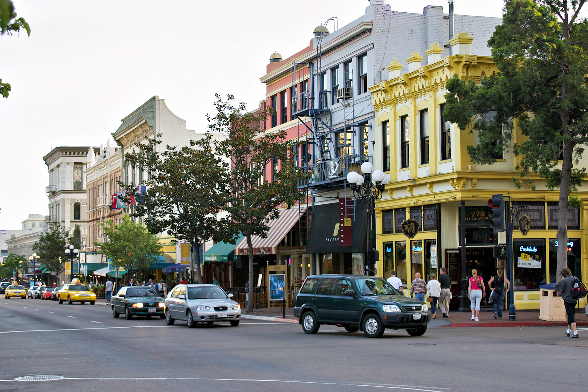 CA_SanDiego_20030327_0030_PS.dng