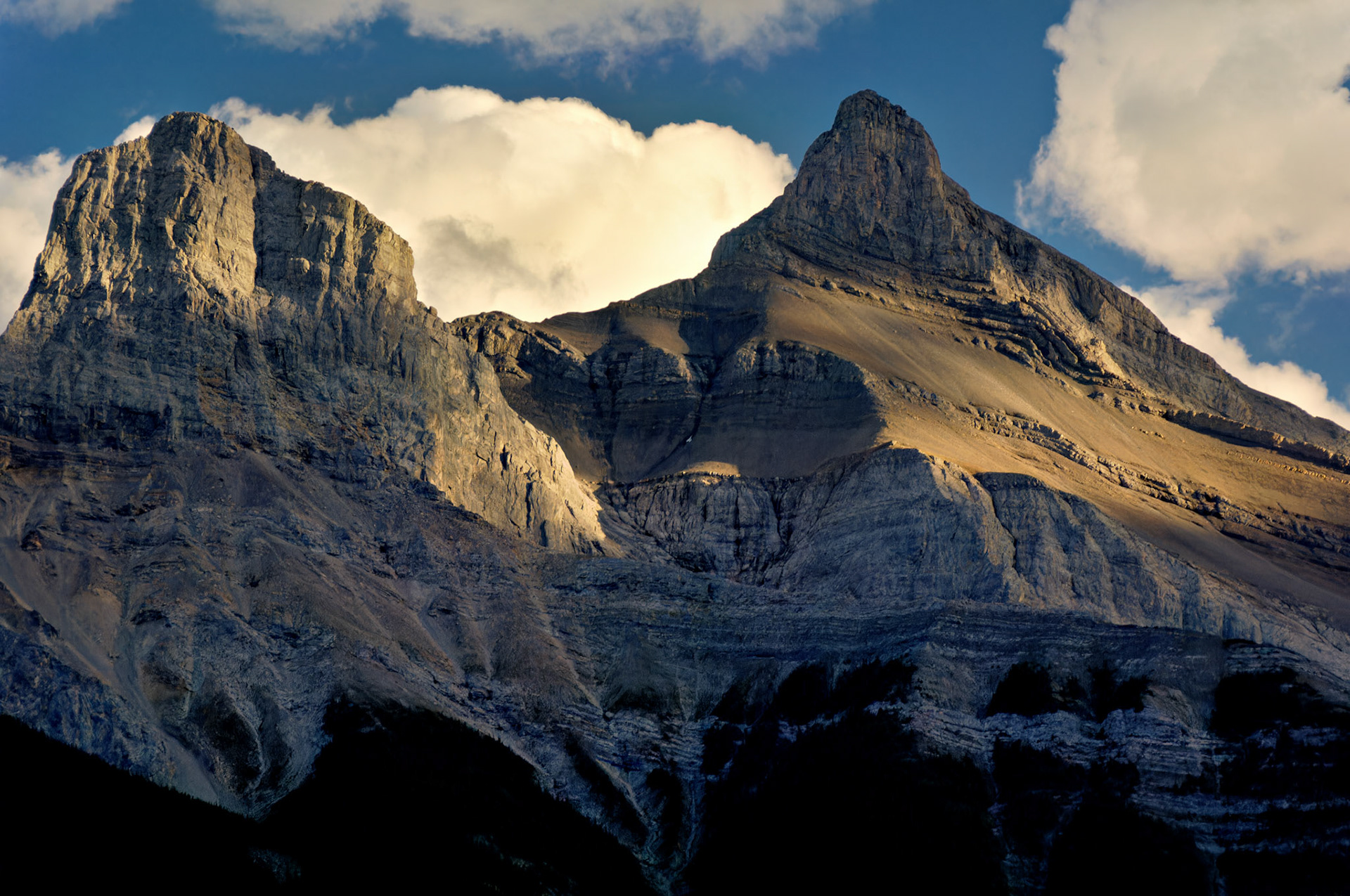 CN_20060731_0016_PS.dng