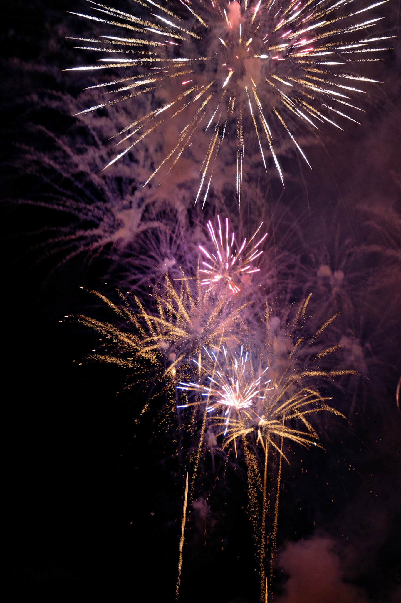 Fireworks_20160704_0023_PS.dng