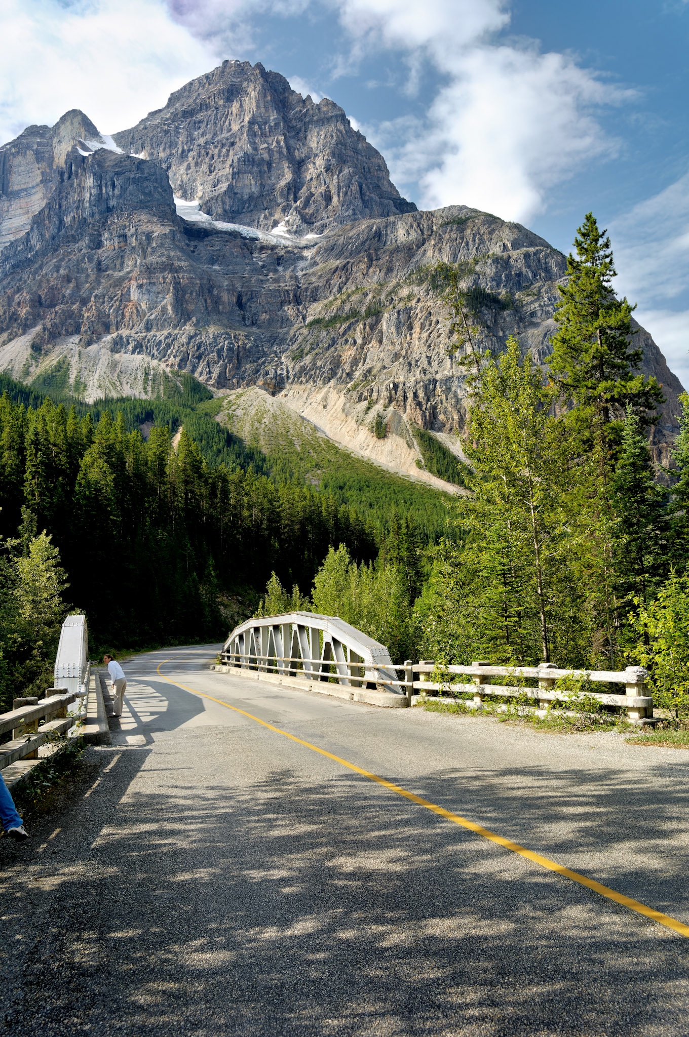 CN_20060803_0575_PS.dng