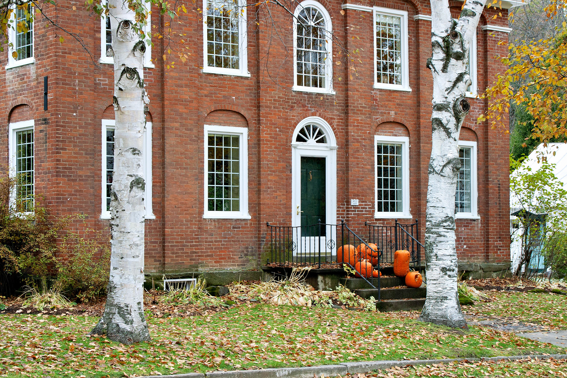 VA_20021028_0010_PS.dng