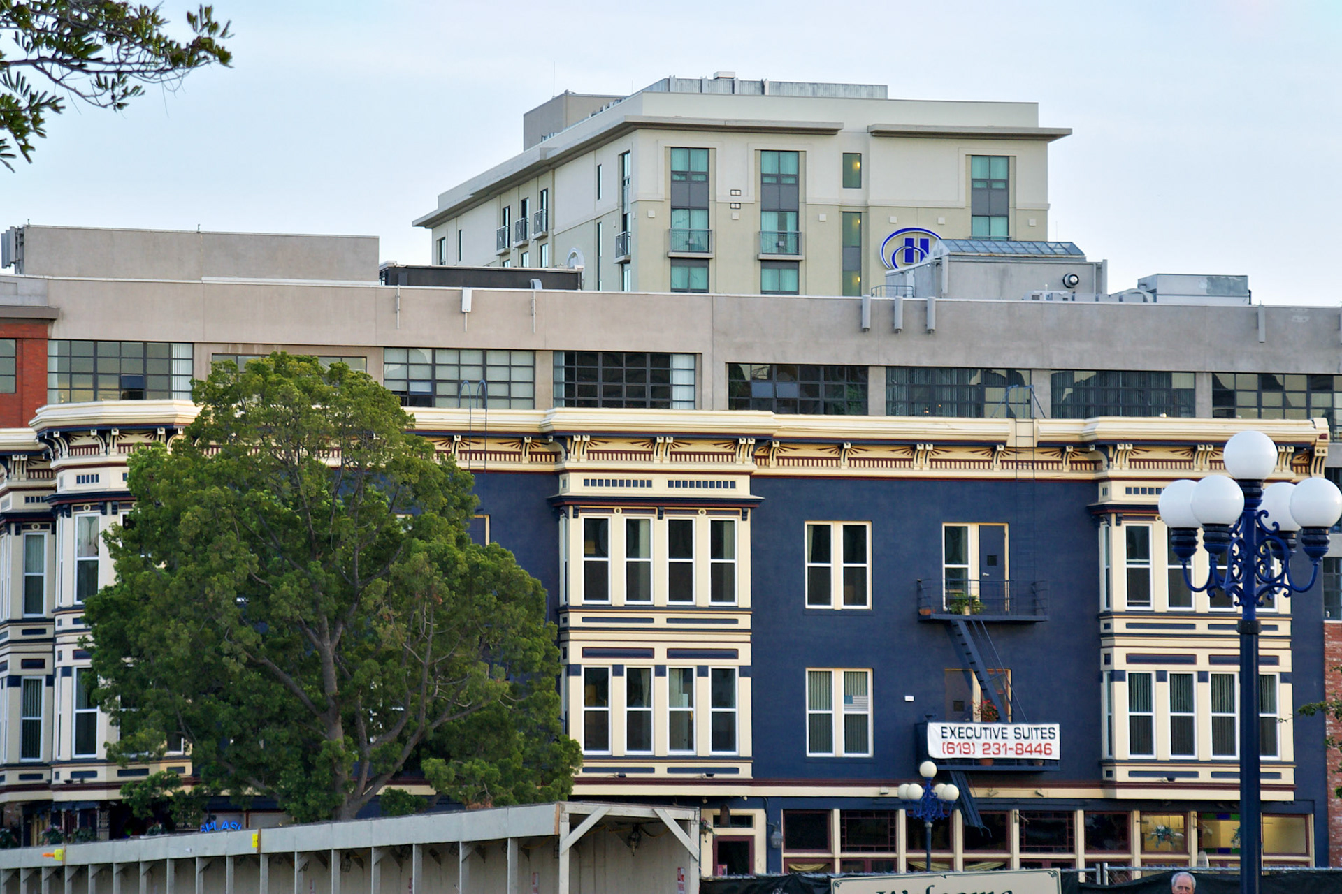 CA_SanDiego_20030327_0044_PS.dng