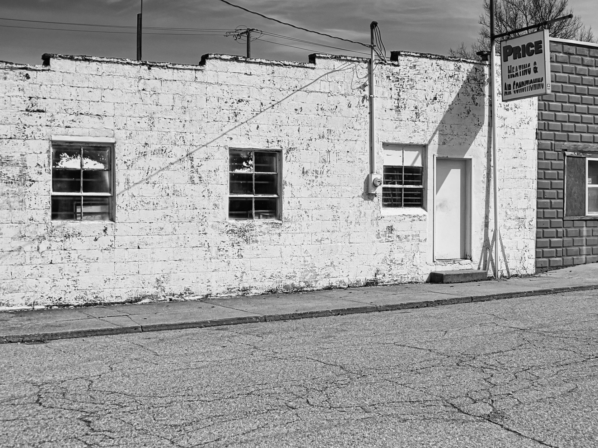 Black &amp; White 00252