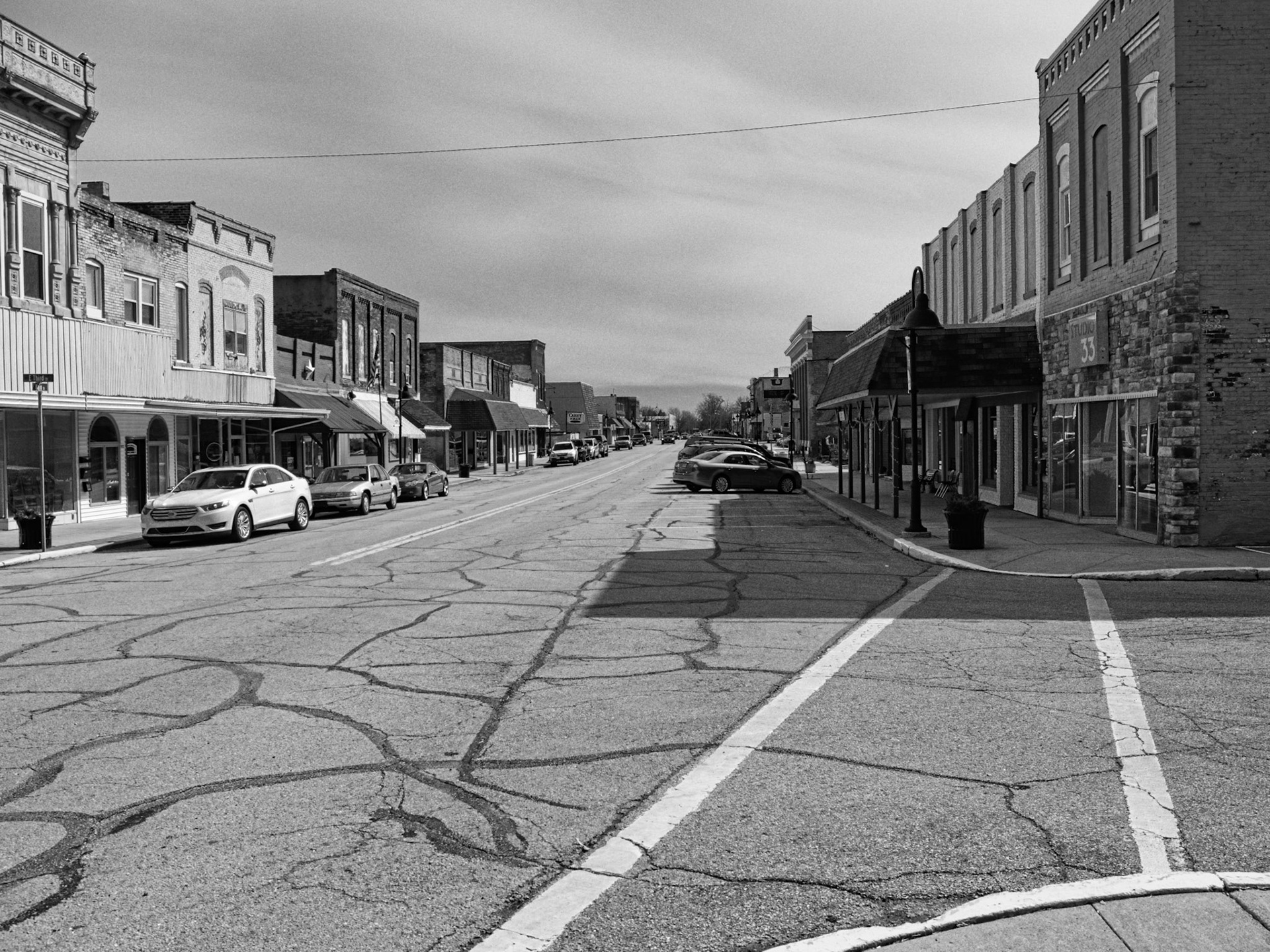 Black &amp; White 00254