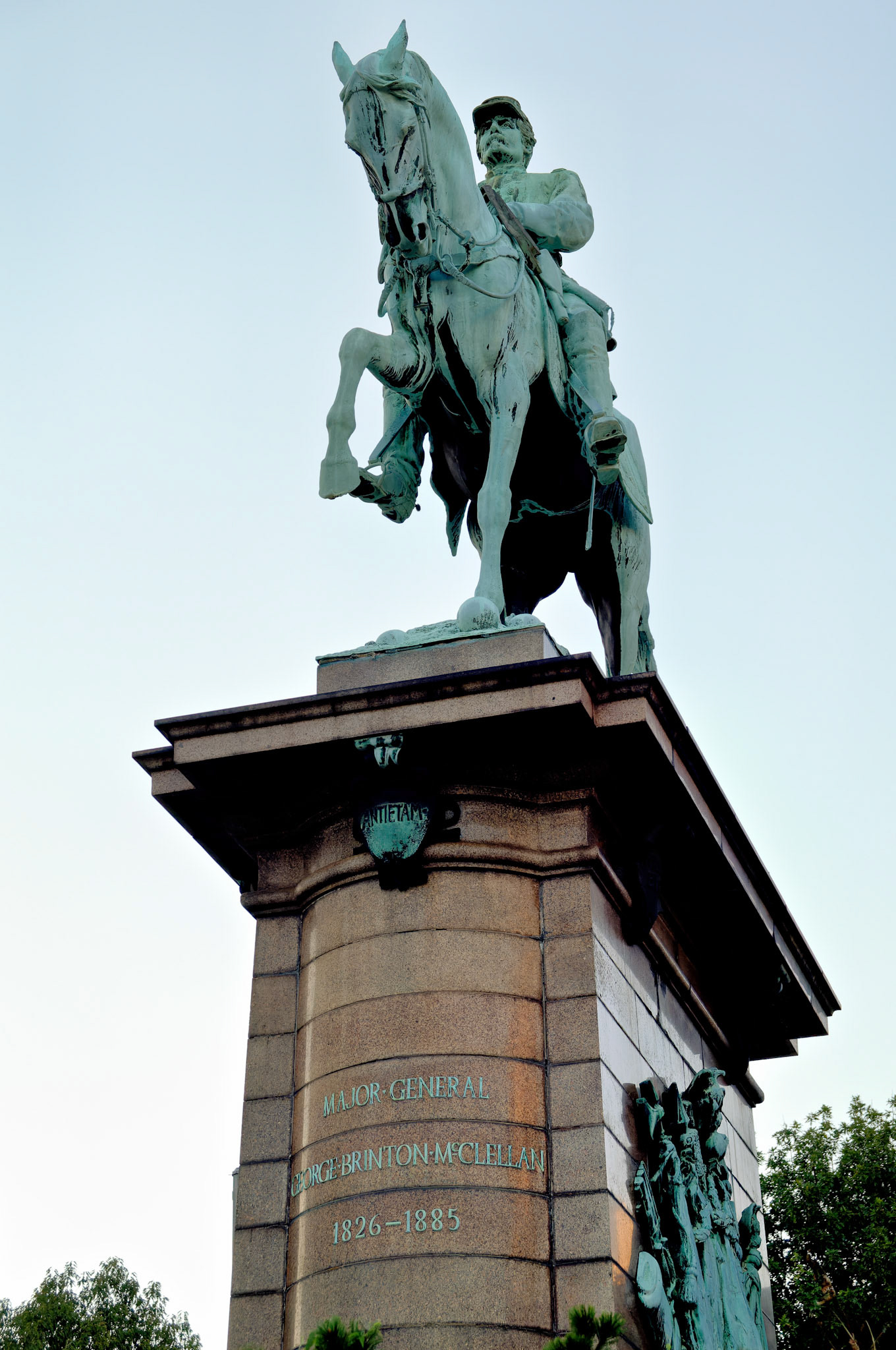 DC_20050912_0035_PS.dng