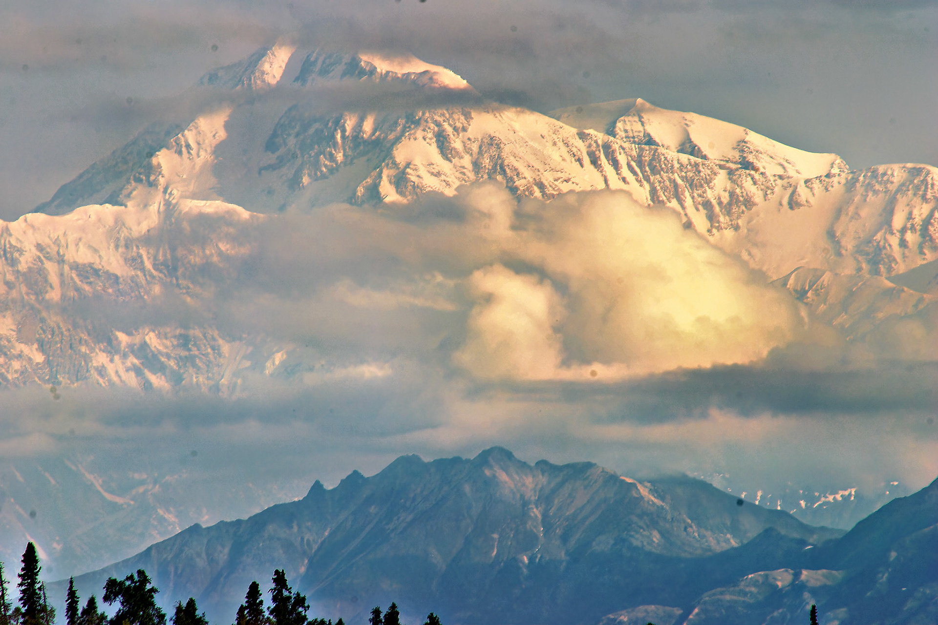 AK_20030807_0796_PS.dng