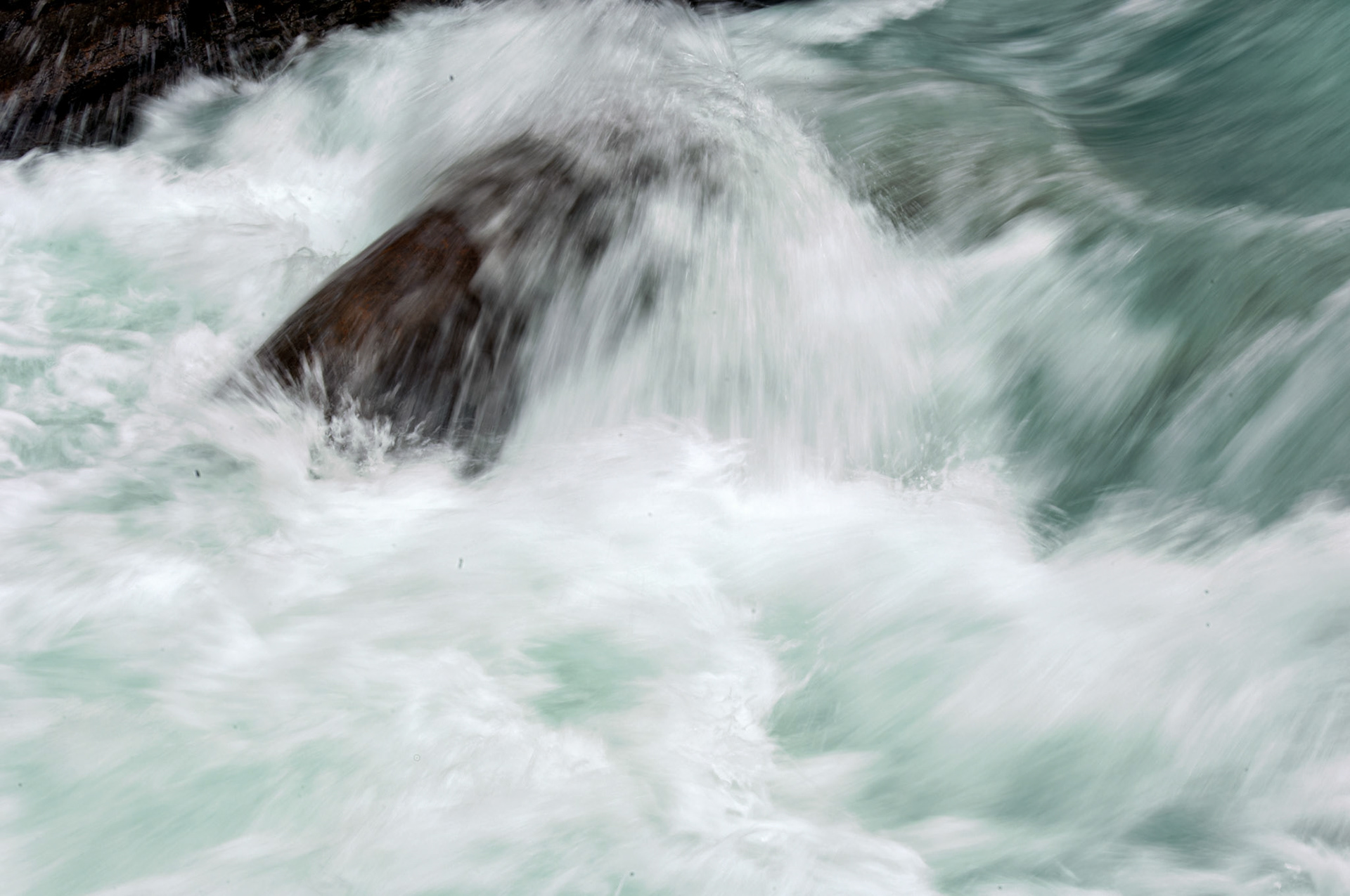 CN_20060802_0233_PS.dng