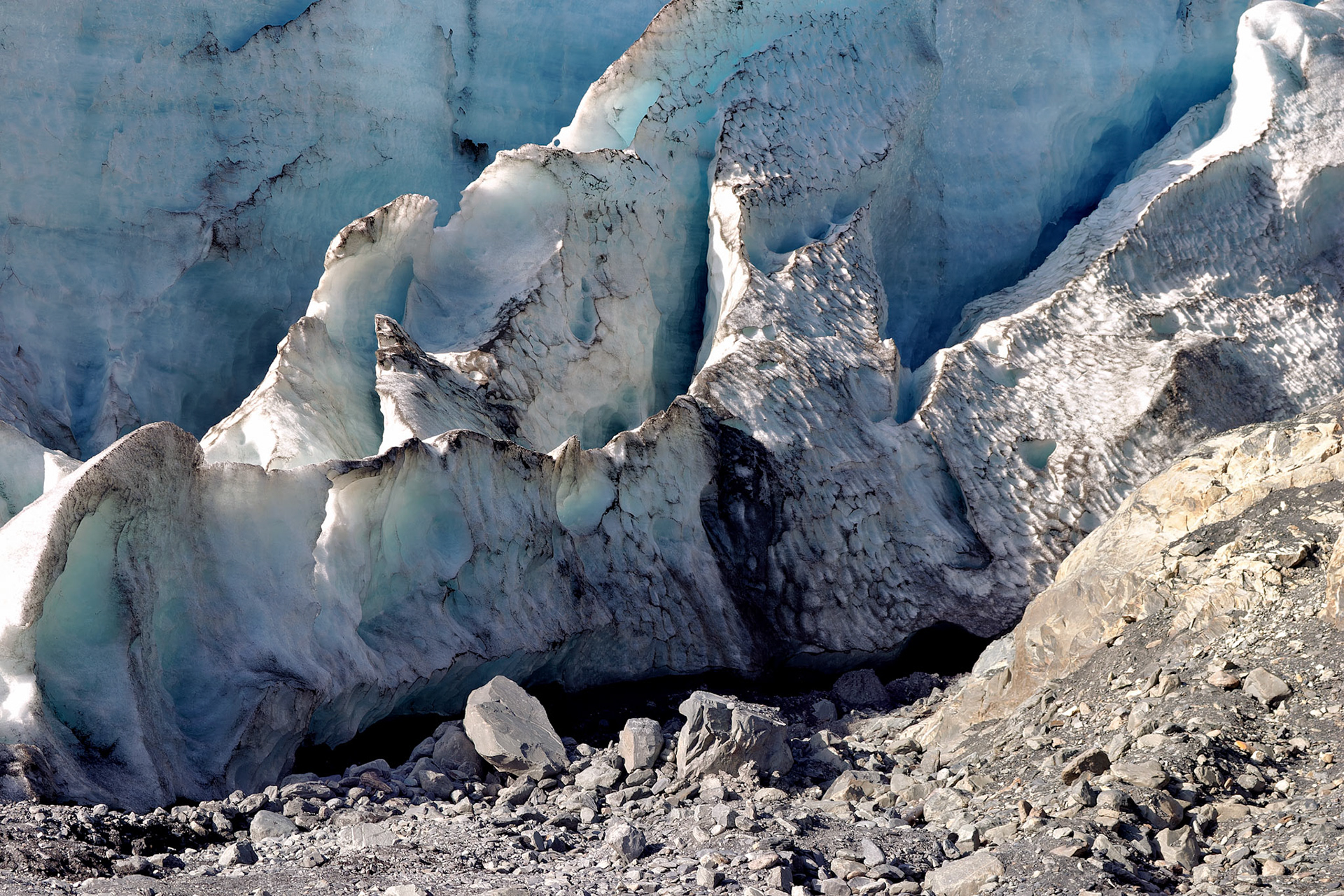 AK_20030804_0544_PS.dng