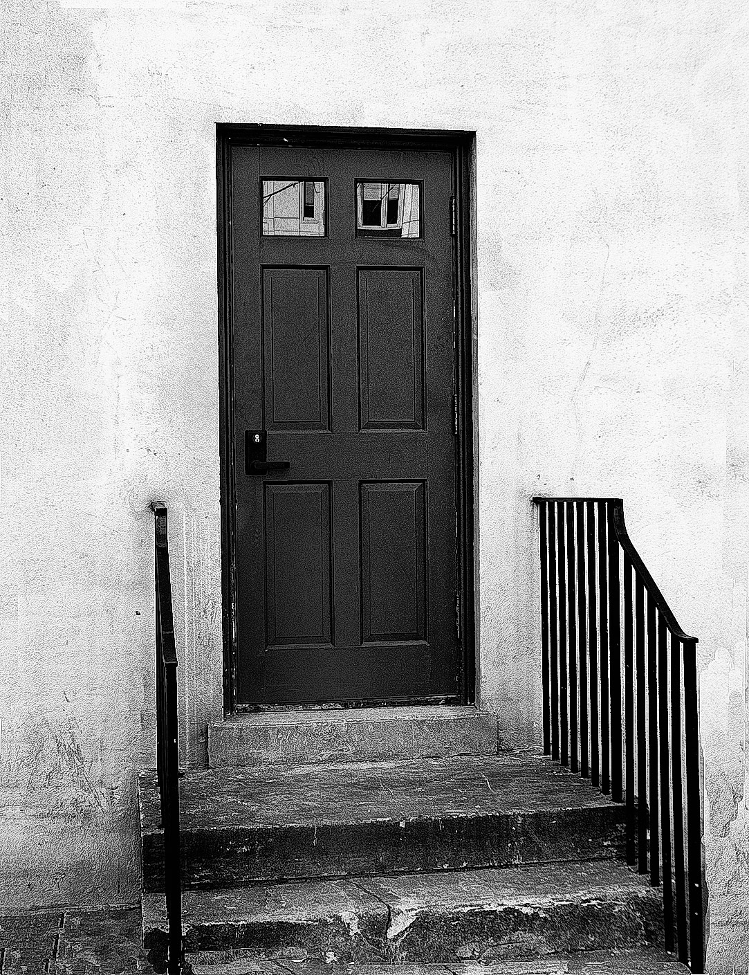 Black &amp; White 00023