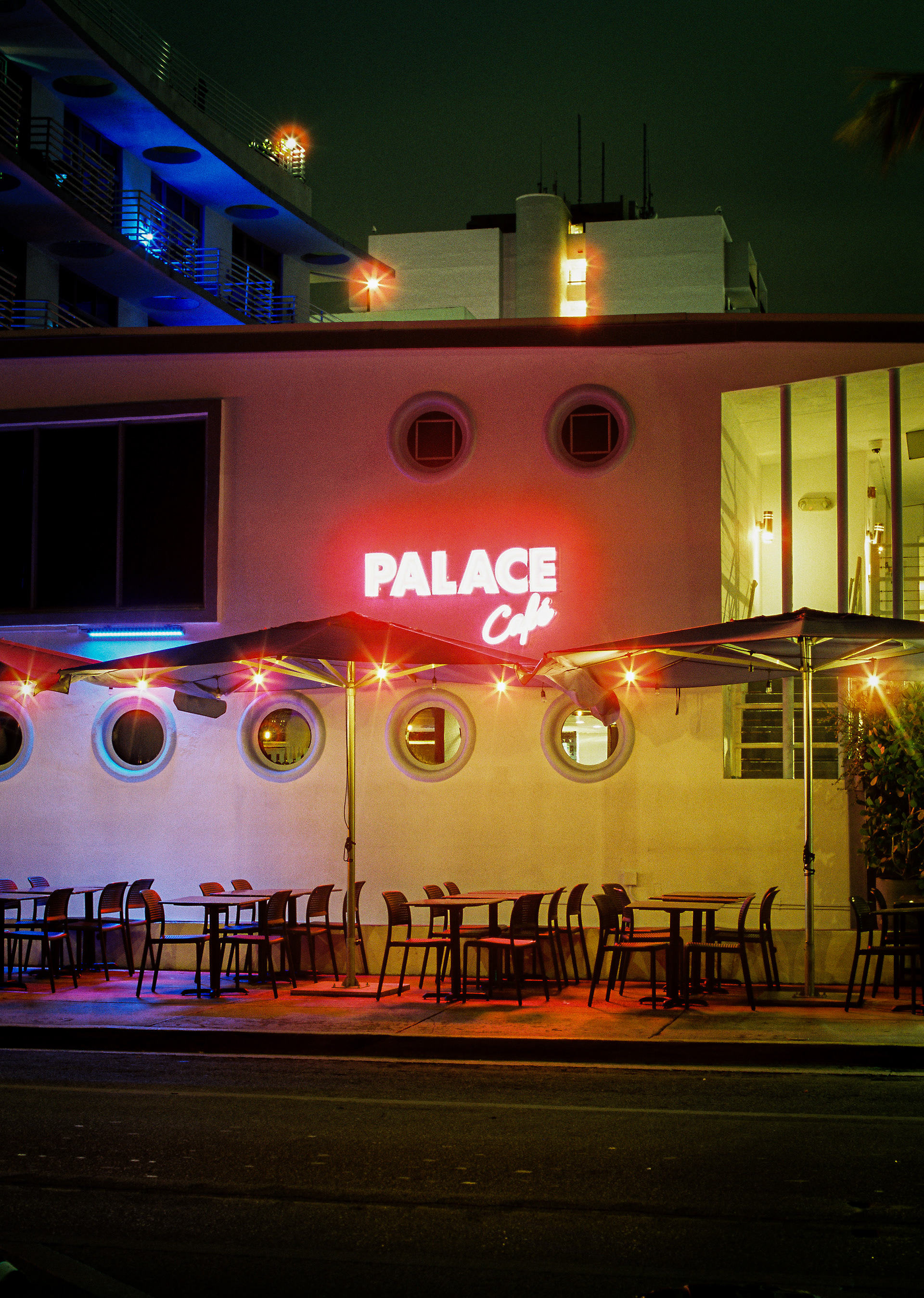 Canon New F-1, 50mm f/1.4, Cinestill 50D