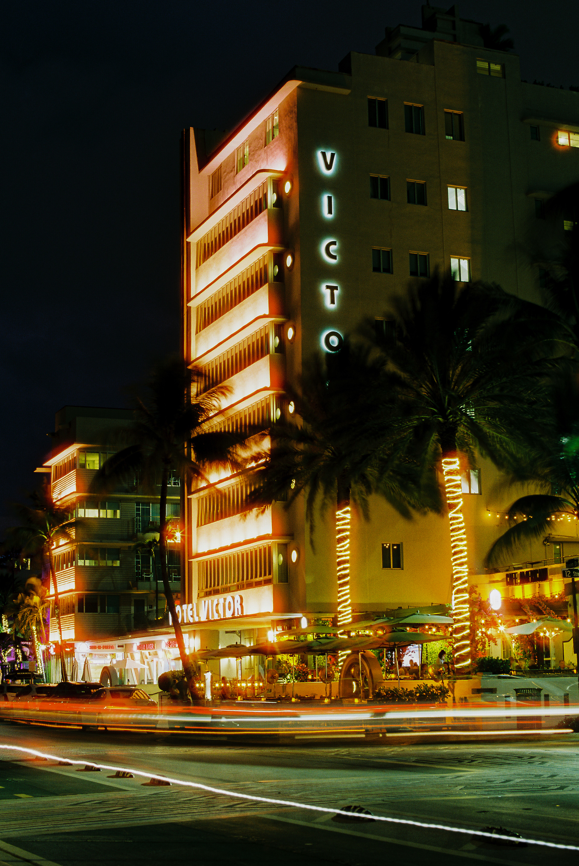 Canon New F-1, 50mm f/1.4, Cinestill 50D