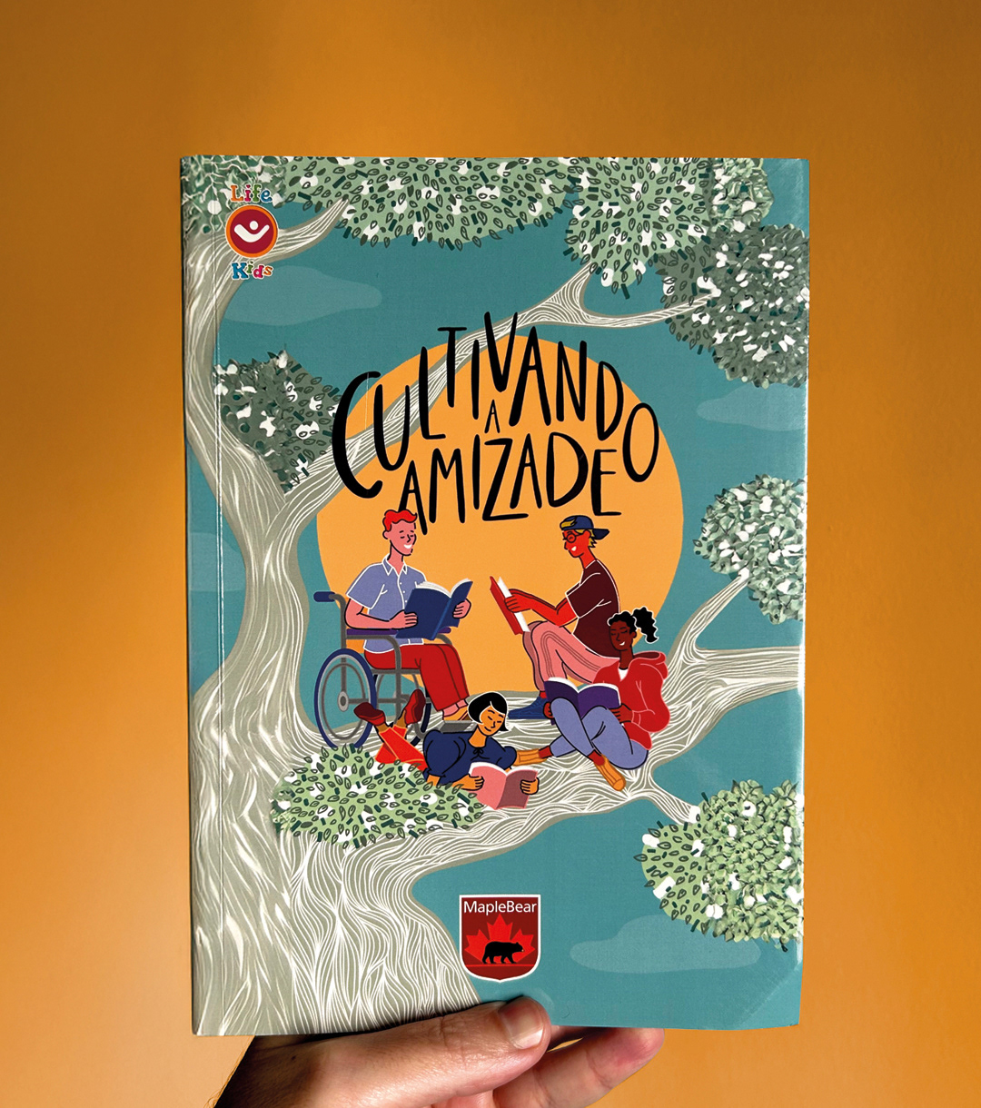 Livro Infantil  - Cultivando a amizade
