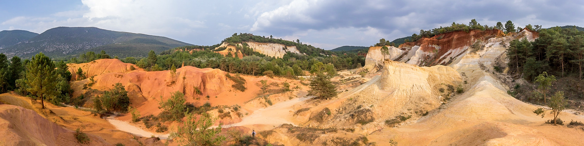 Ochre Landscape, Rousillion (2016)