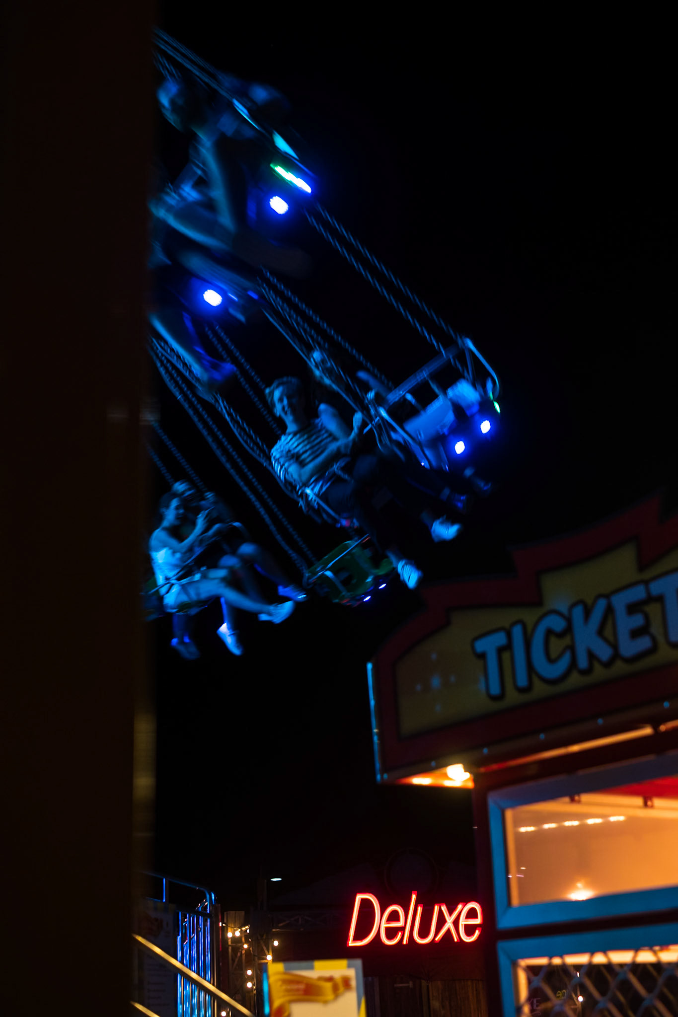 Dangling II. Perth, Australia