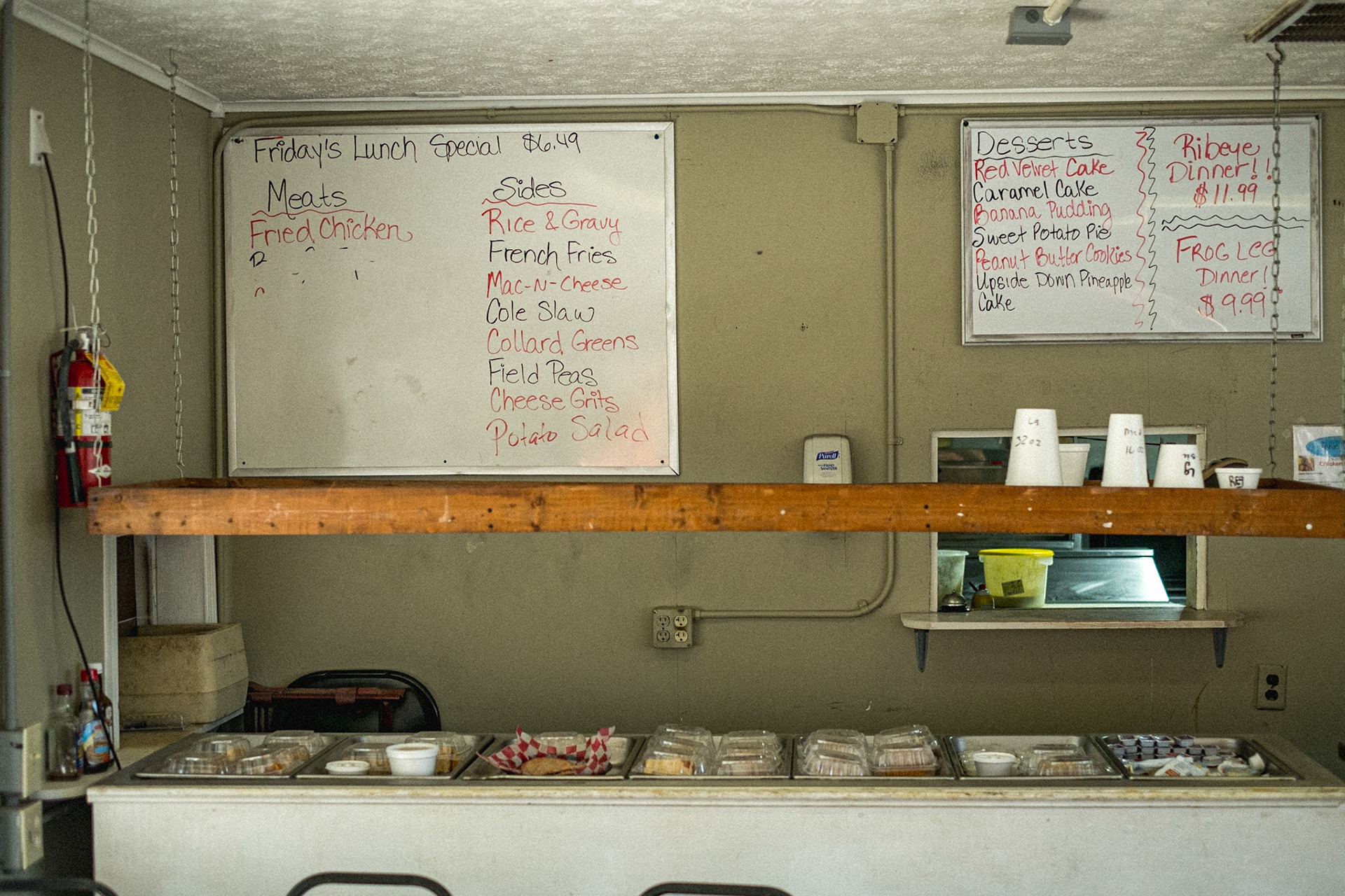 I was recently going through some photographs from my bicycle trip kinda two years ago, updating and re-editing certain ones while updamy portfolio site. Just thought I should share some here since they likely won't see the light of day otherwise, and too, perhaps they can act as a portal for you, my viewers, into a new and unfamiliar world. This is Annie D's, in Buena Vista, Georgia. I stopped here for a tasty and very southern lunch while on my way to Columbus. The photograph reveals enough about the simple menu and lack of adornment of the place (dare it be called a restaurant?) that I don't need to add anything here. That said,  I note that there is something very profound in this plainness and lack of embellishment and sophistication here, in that it's the hearts of the people that fills the room and coats one's eyes with a velvet sheen thus tinging everything with softness, warmth and charm and beauty. Oh, and  the banana pudding is to-die-for.