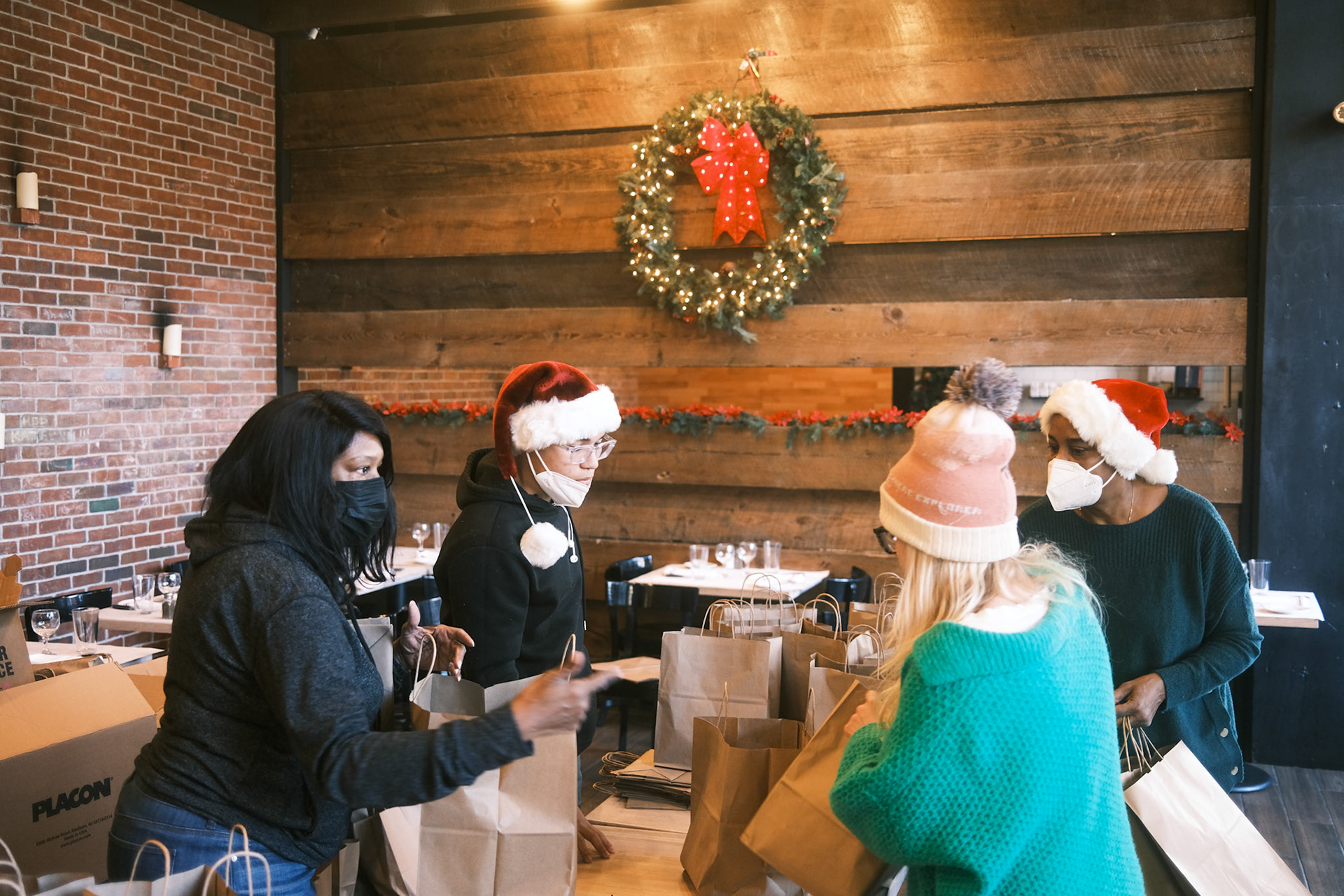 volunteers organizing the individual meals