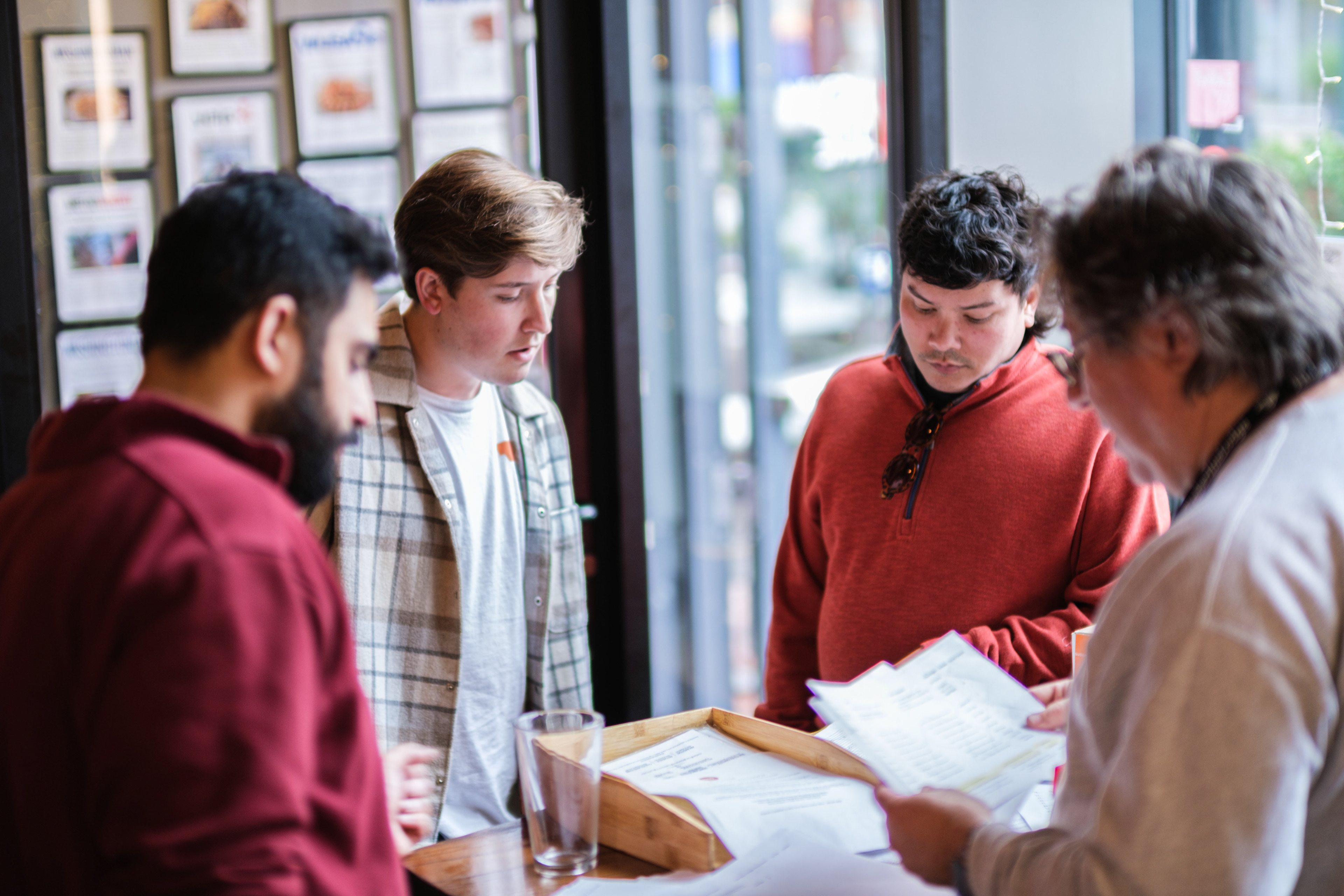 Elliot going over the routes with delivery driver volunteers