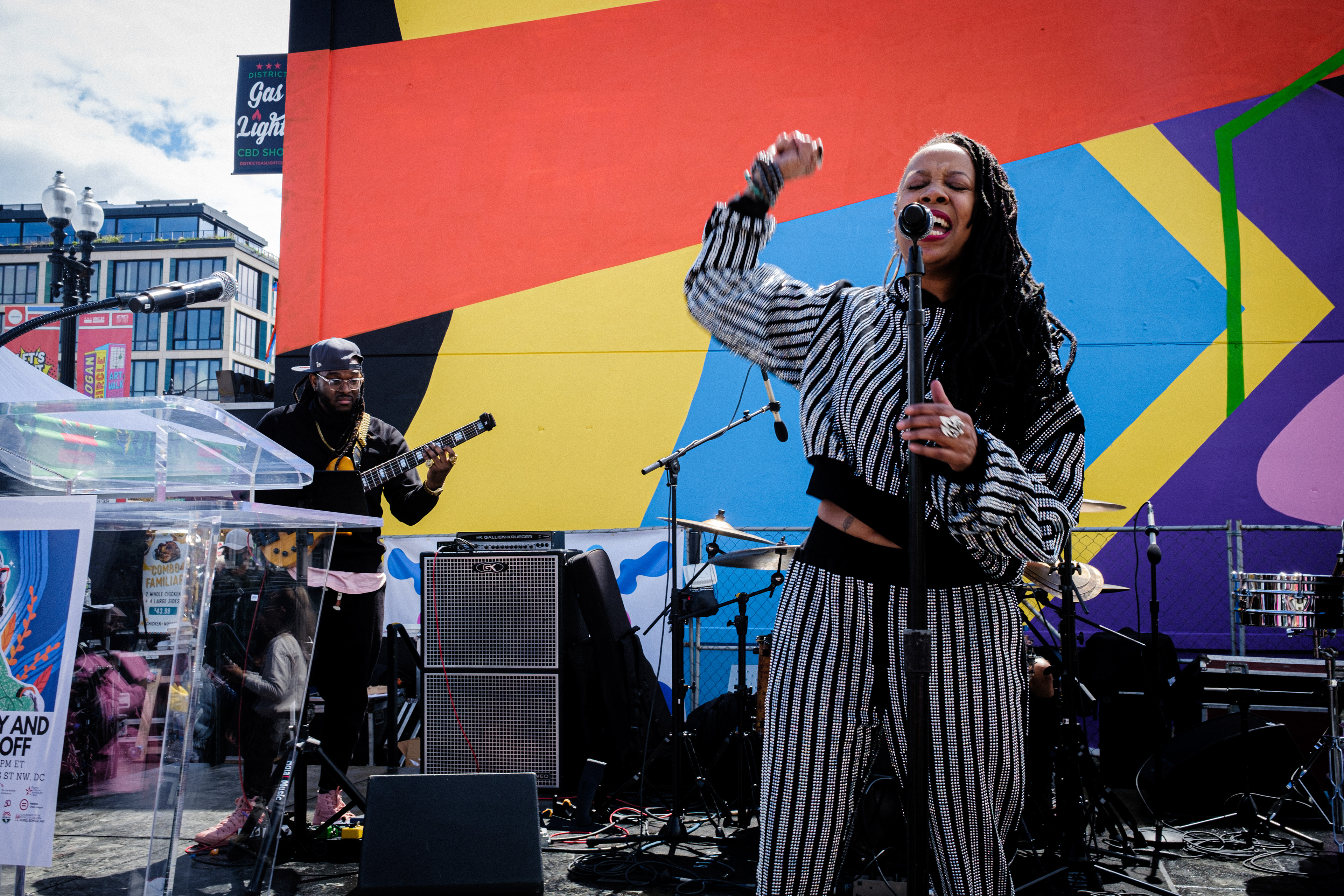 Deborah Bond and her band plays a set