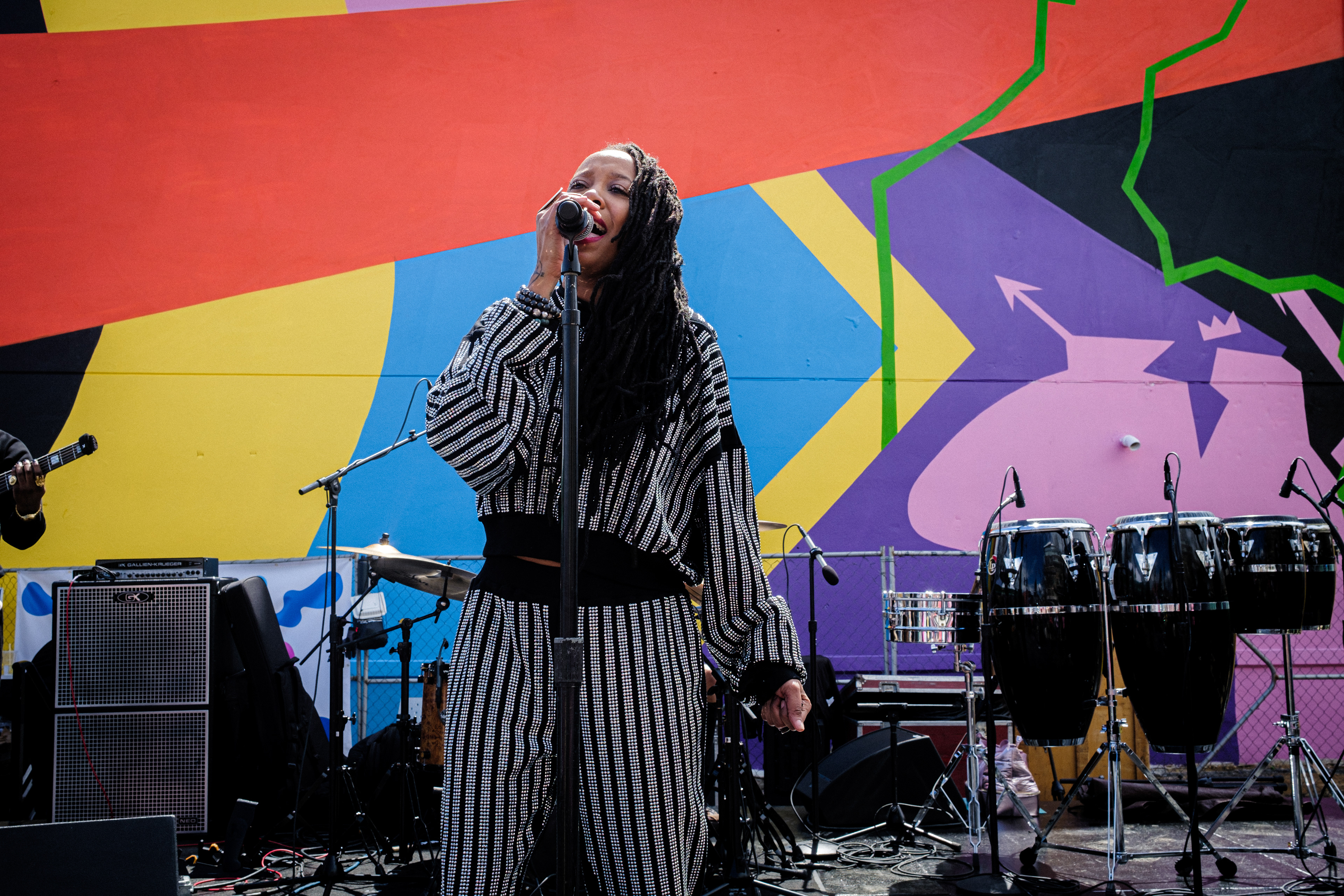 Deborah Bond and her band plays a set