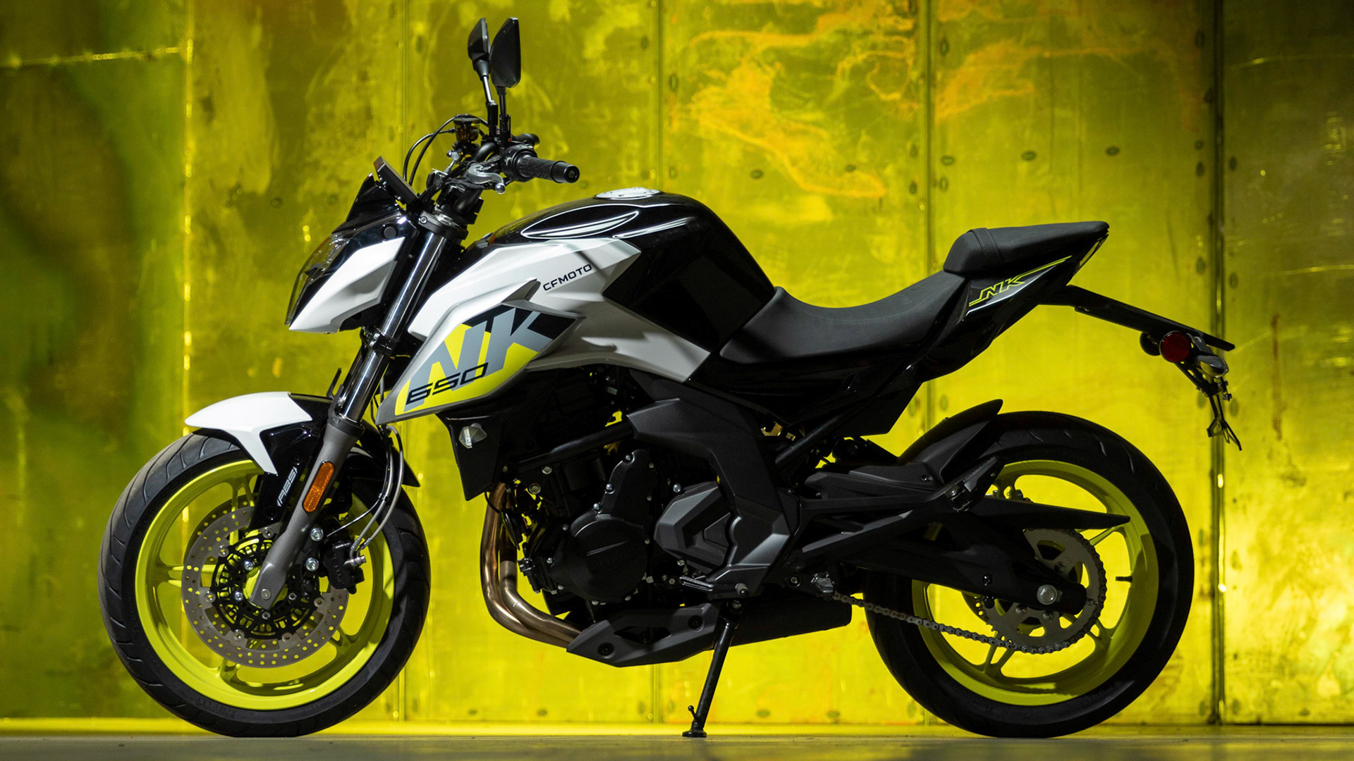 2023 CF Moto NK 650