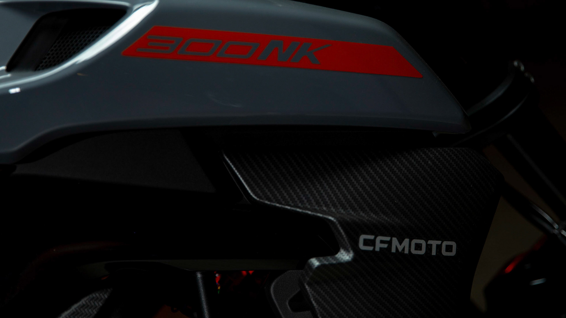 2023 CF Moto NK 300