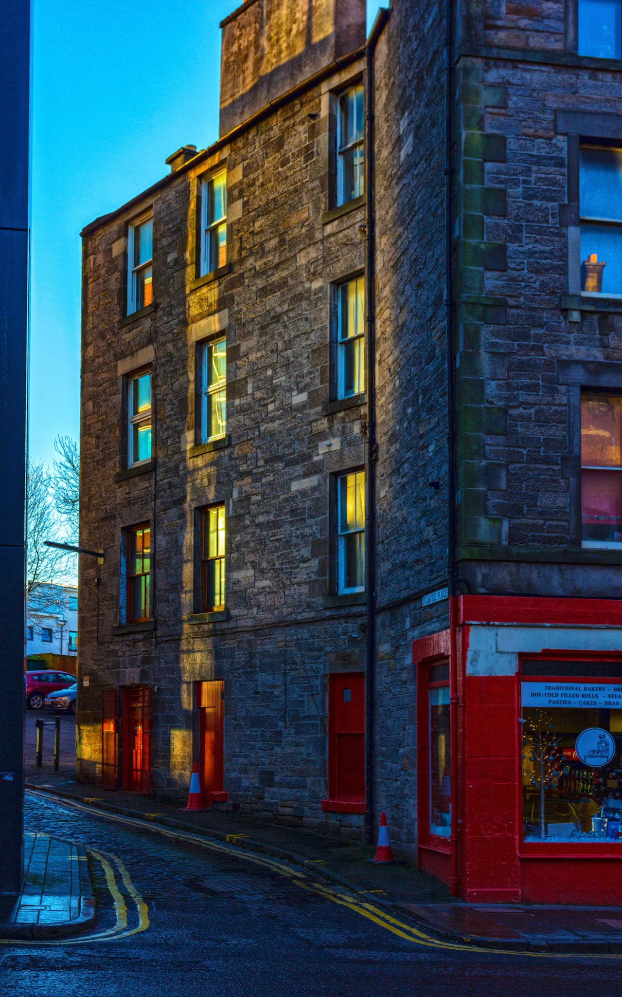 Edinburgh Please see my other Photographs at: www.jamespdeans.co.uk