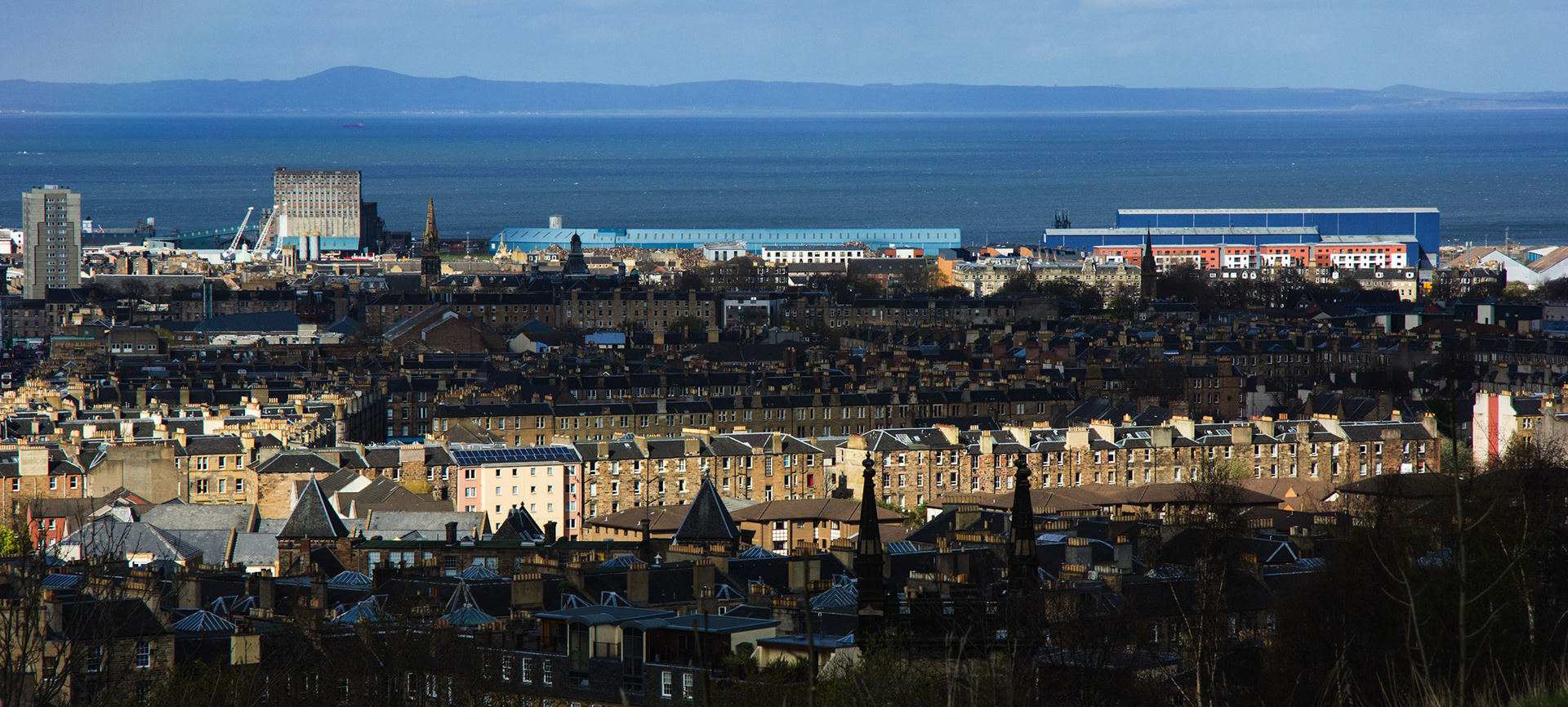 The Dark Side: 99% of Photographs from Calton Hill are either looking towards the mound / castle or Holyrood. 80% of statistics are made up, but I think the 99% isn't far out! I love the contrast in this Photograph.