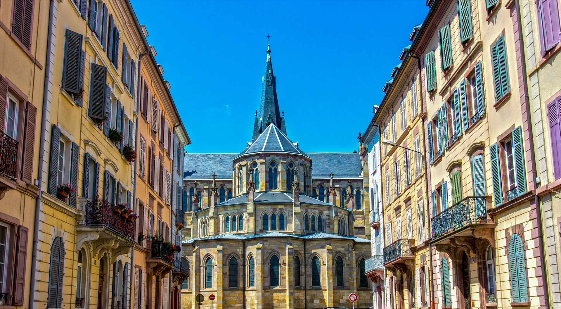 Another view of the same church - St. Stephen Catholic Church of Mulhouse. I really like the architecture of this building.