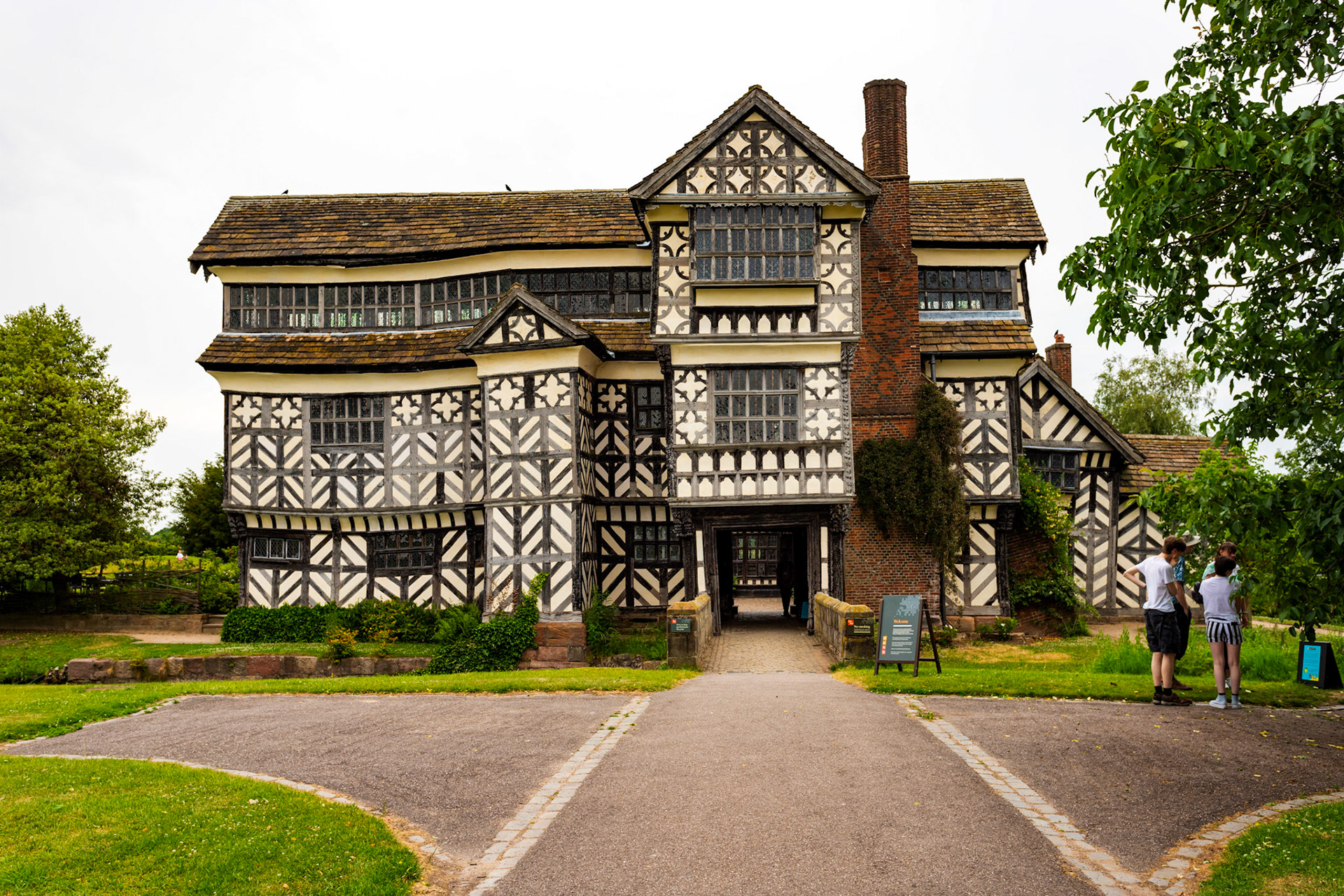 Little Moreton Hall  17 June 2023