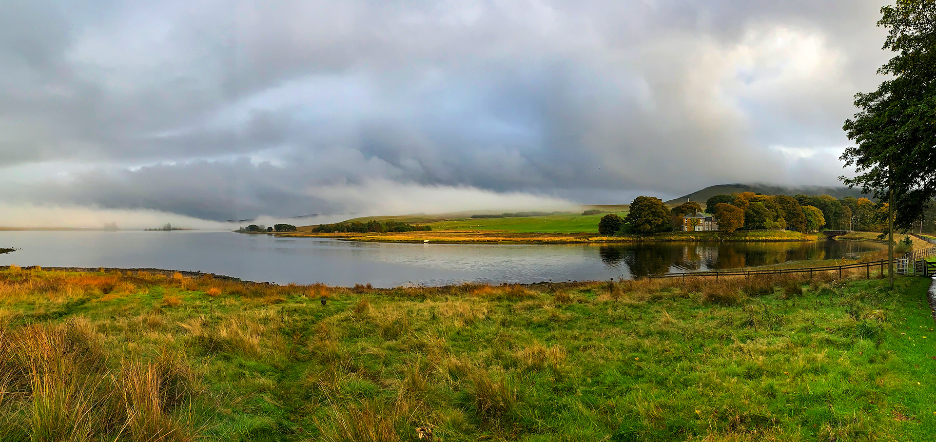 Harperrig Reservoir 17 Oct 2021 Please see my other photos at JamesPDeans.co.uk