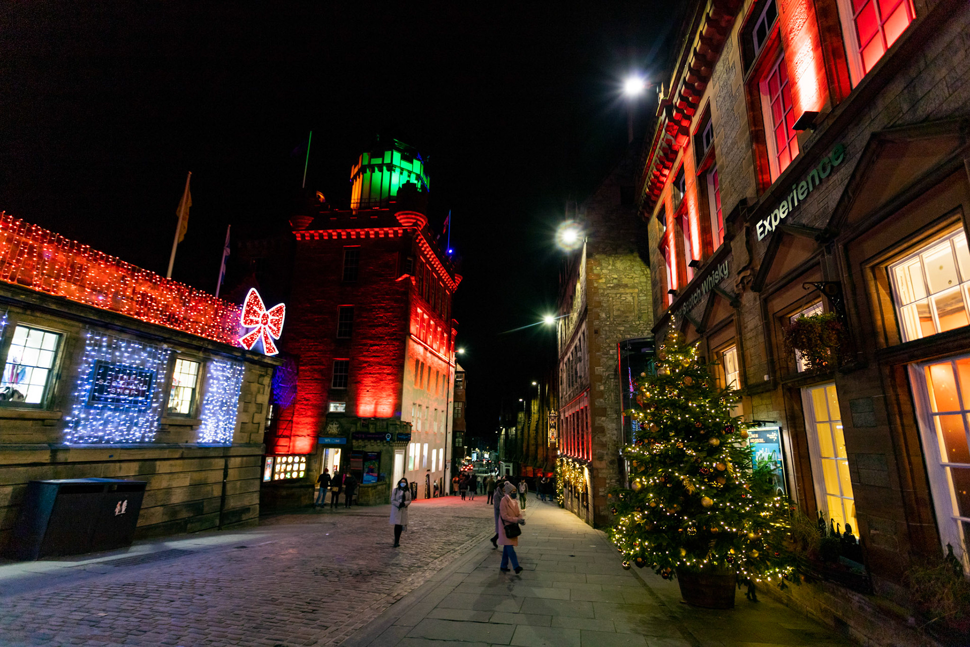 Edinburgh 02 December 2021 Please see my other photos at JamesPDeans.co.uk