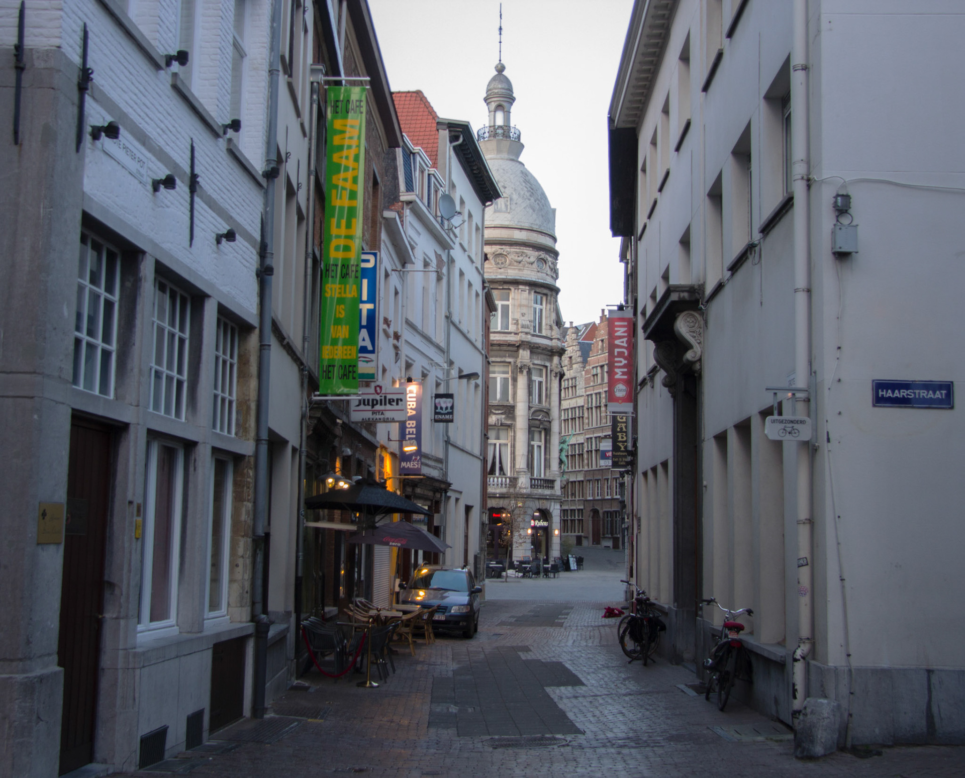 AntwerpPlease see my other Photographs at: http://www.jamespdeans.co.uk/