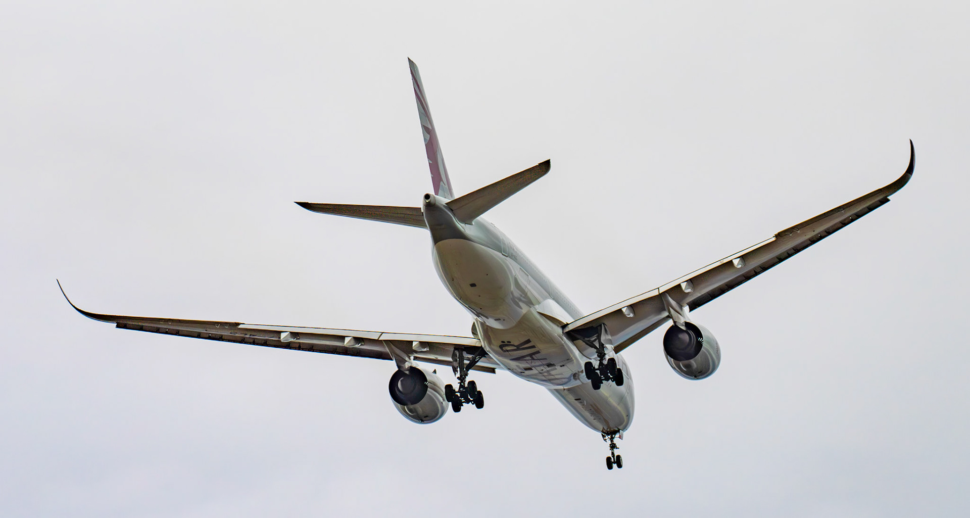 Cramond 18 October 2024 The same aircraft approached Edinburgh Airport twice. Apparently, there was turbulence low down over the runway.
