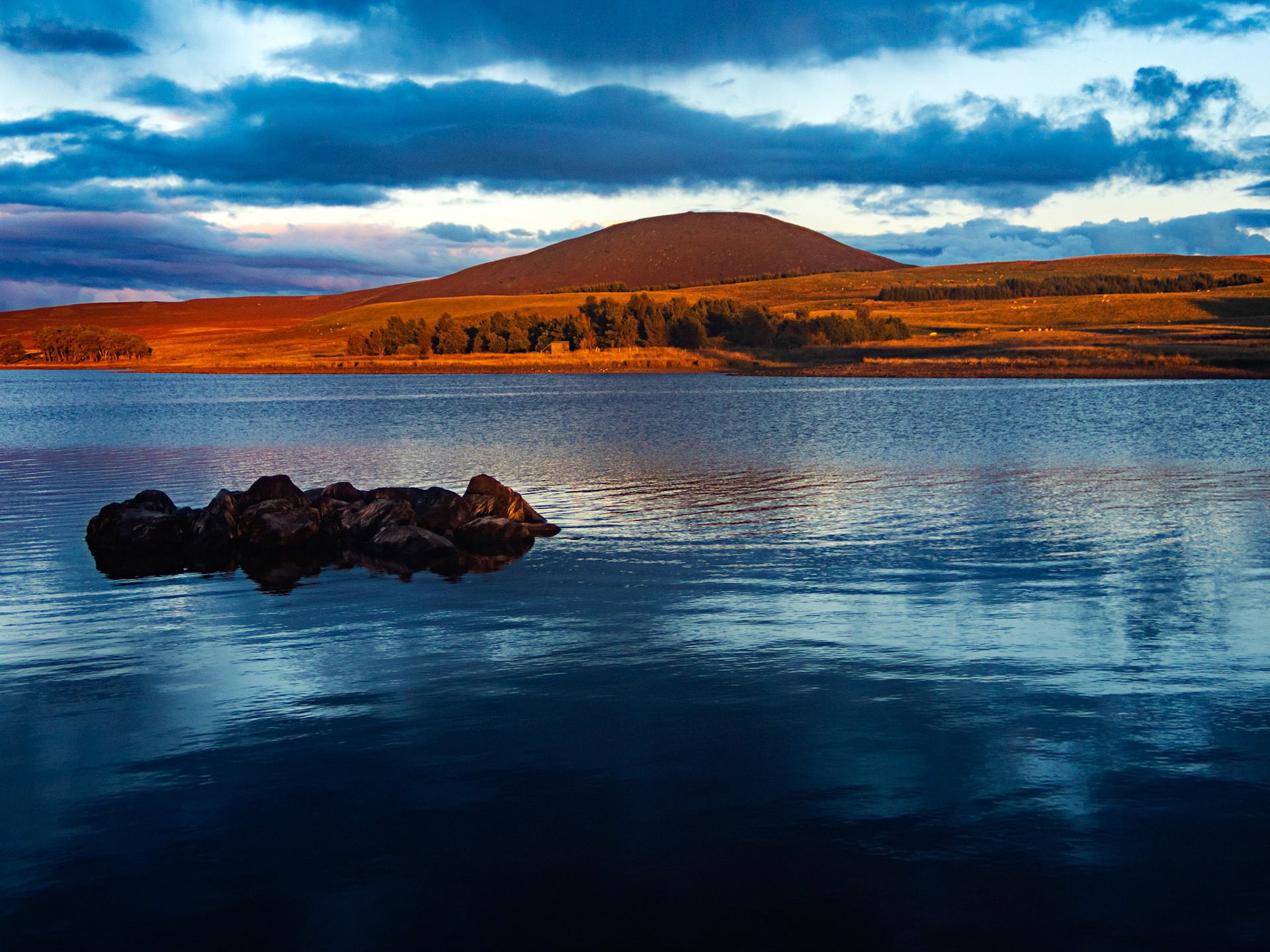 Harperrig Sunset at Sunset 15 Sept 2022