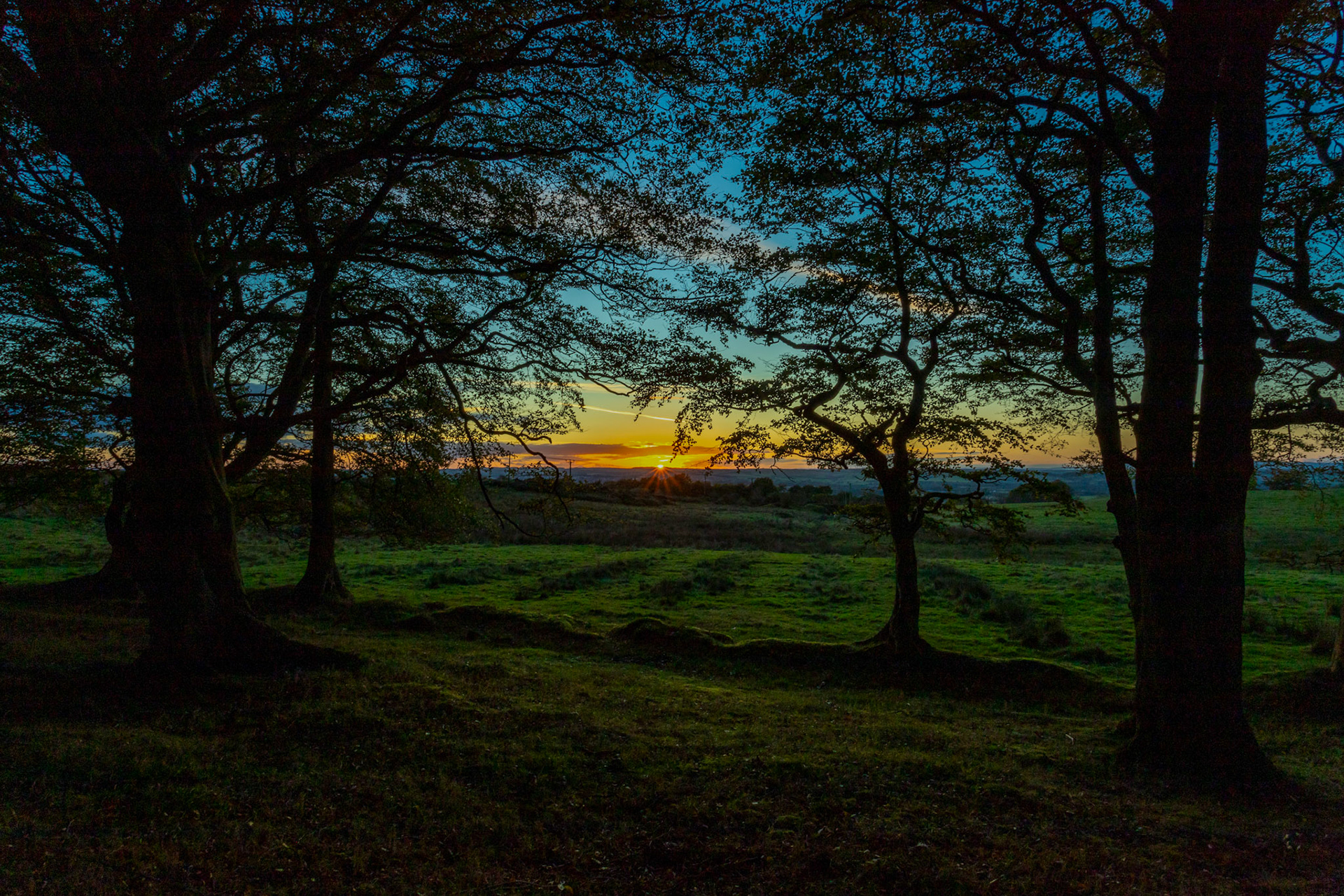 Sunset Bathgate Hills 22 October 2023