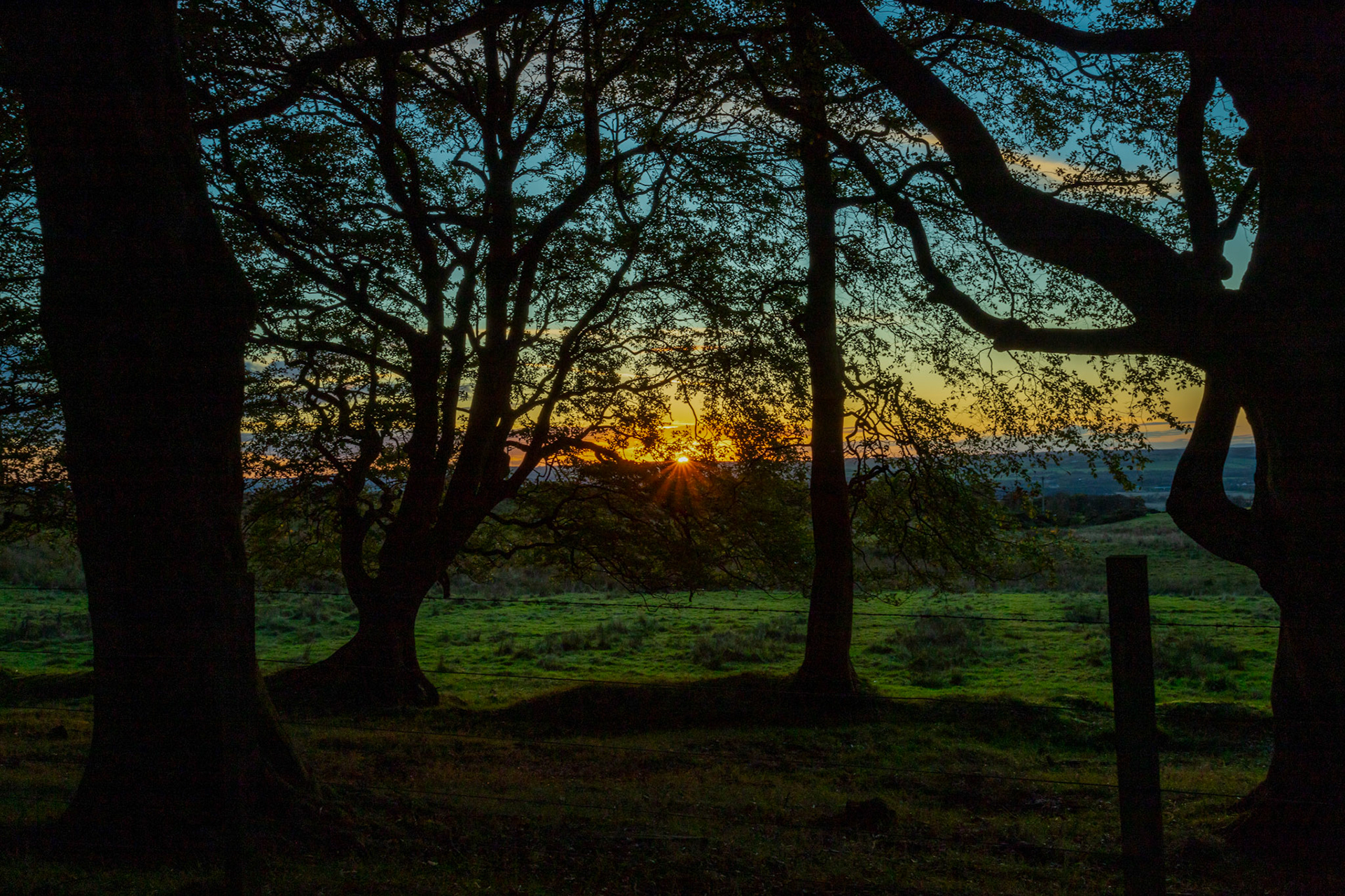 Sunset Bathgate Hills 22 October 2023