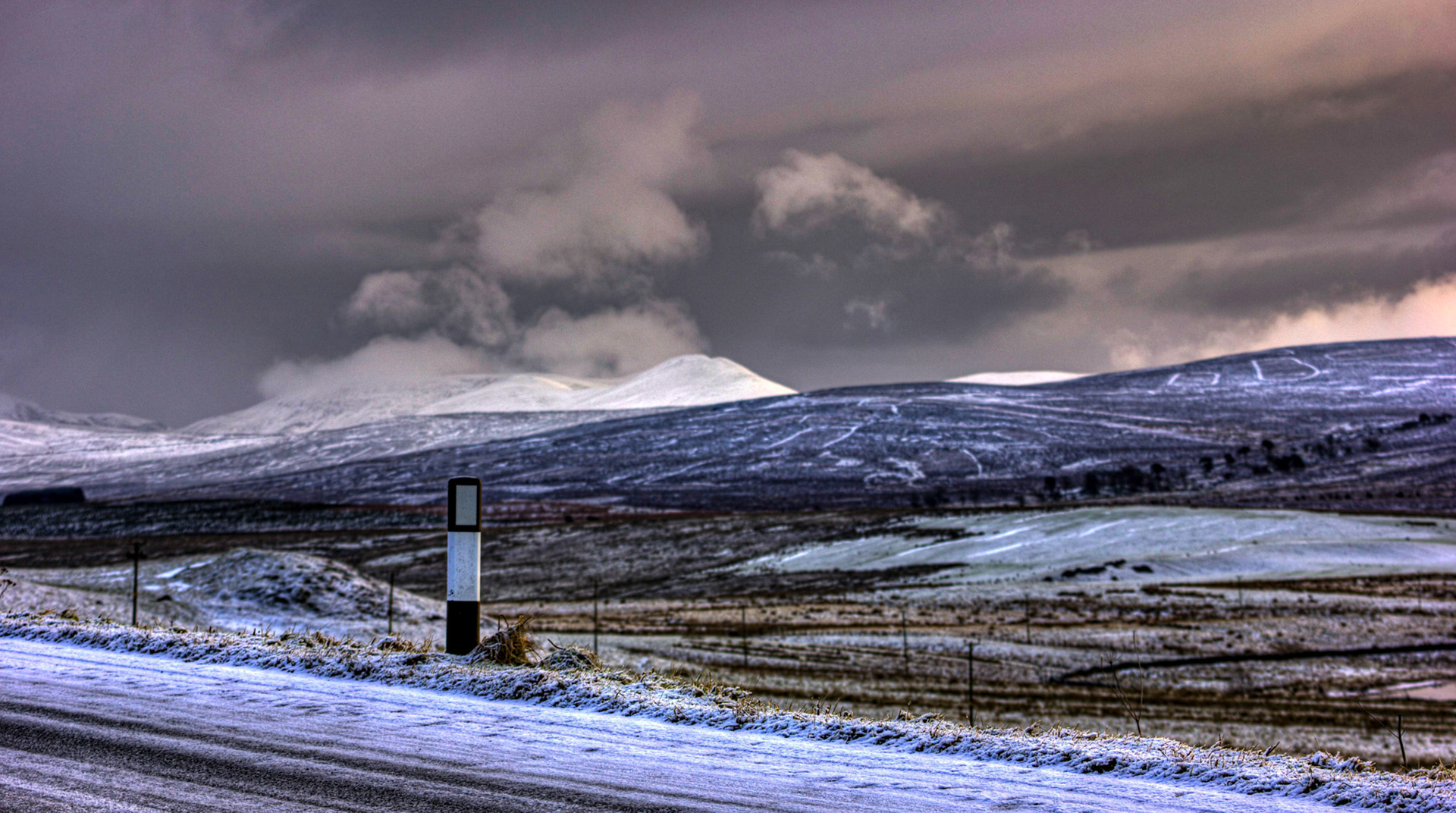 Snow on the Pentland Hills 30 January 2021 Please see my other photos at JamesPDeans.co.uk