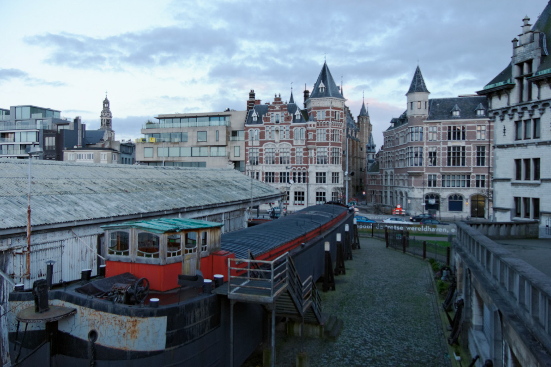 AntwerpPlease see my other Photographs at: http://www.jamespdeans.co.uk/