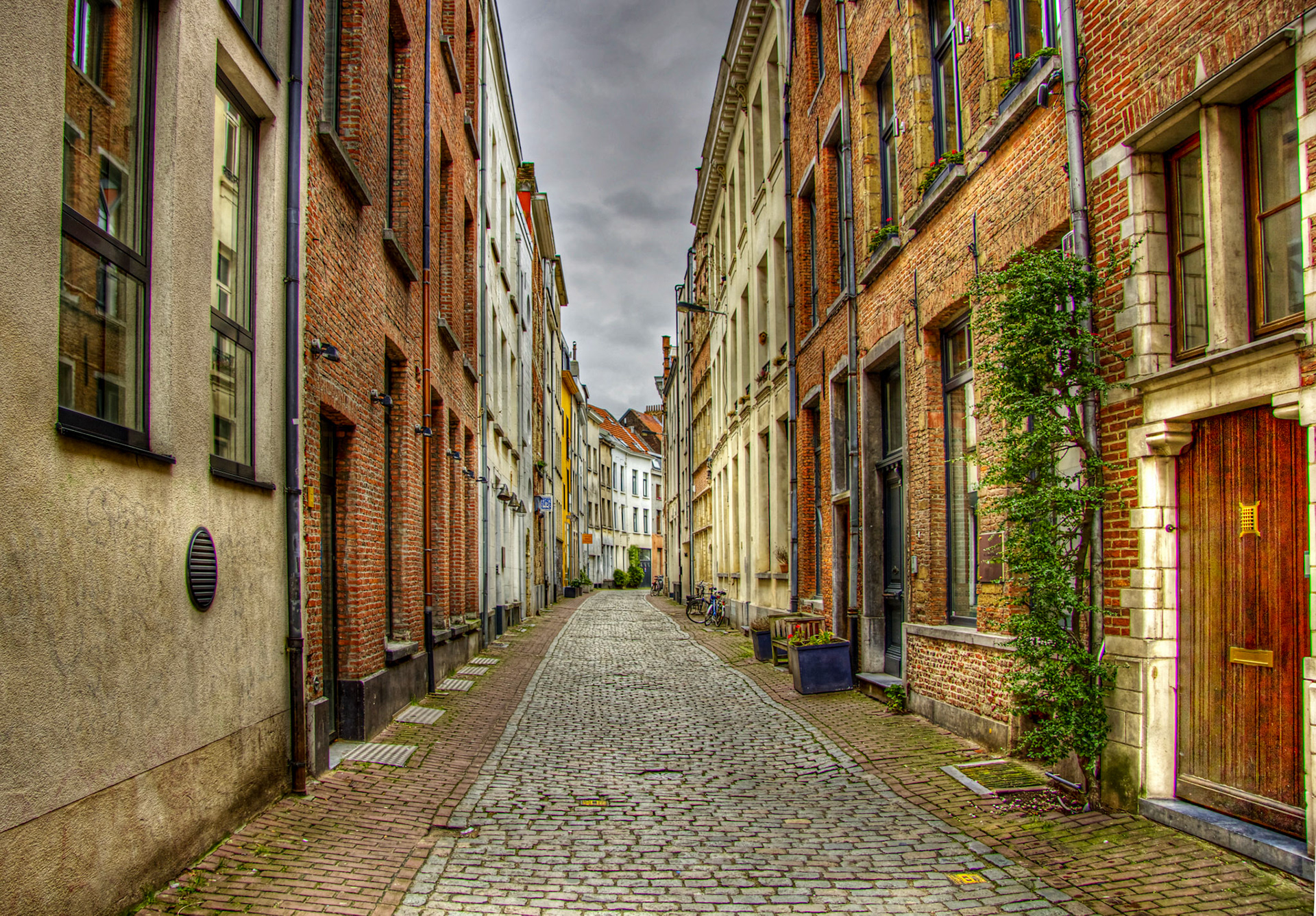 AntwerpPlease see my other Photographs at: http://www.jamespdeans.co.uk/