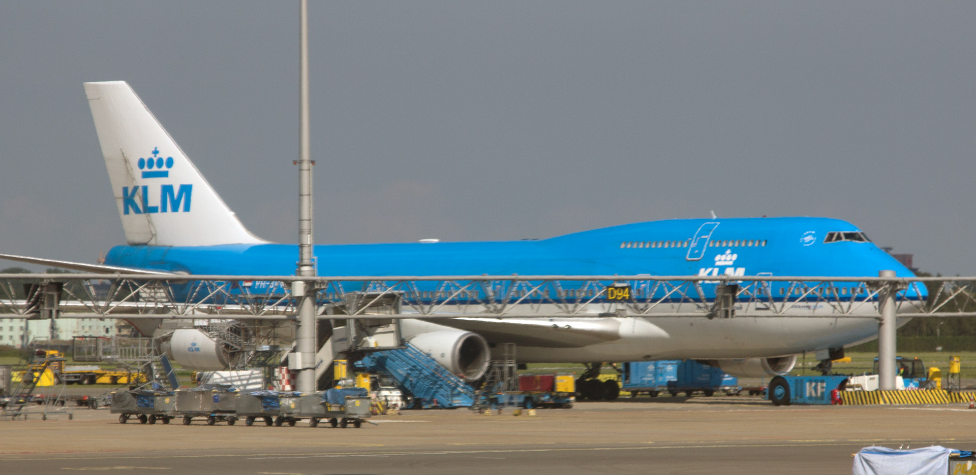 SchipholPlease see my other Photographs at: http://www.jamespdeans.co.uk/