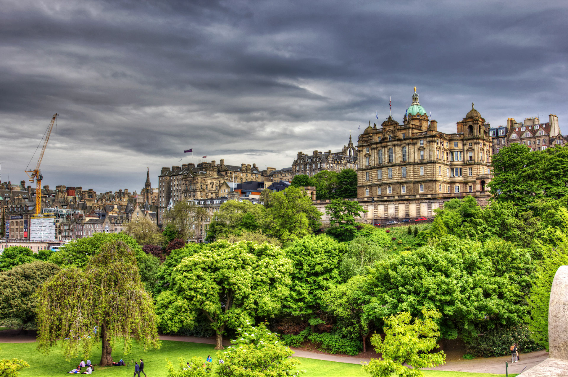 Princes Street Gardens, EdinburghPlease see my other Photographs at: www.jamespdeans.co.uk